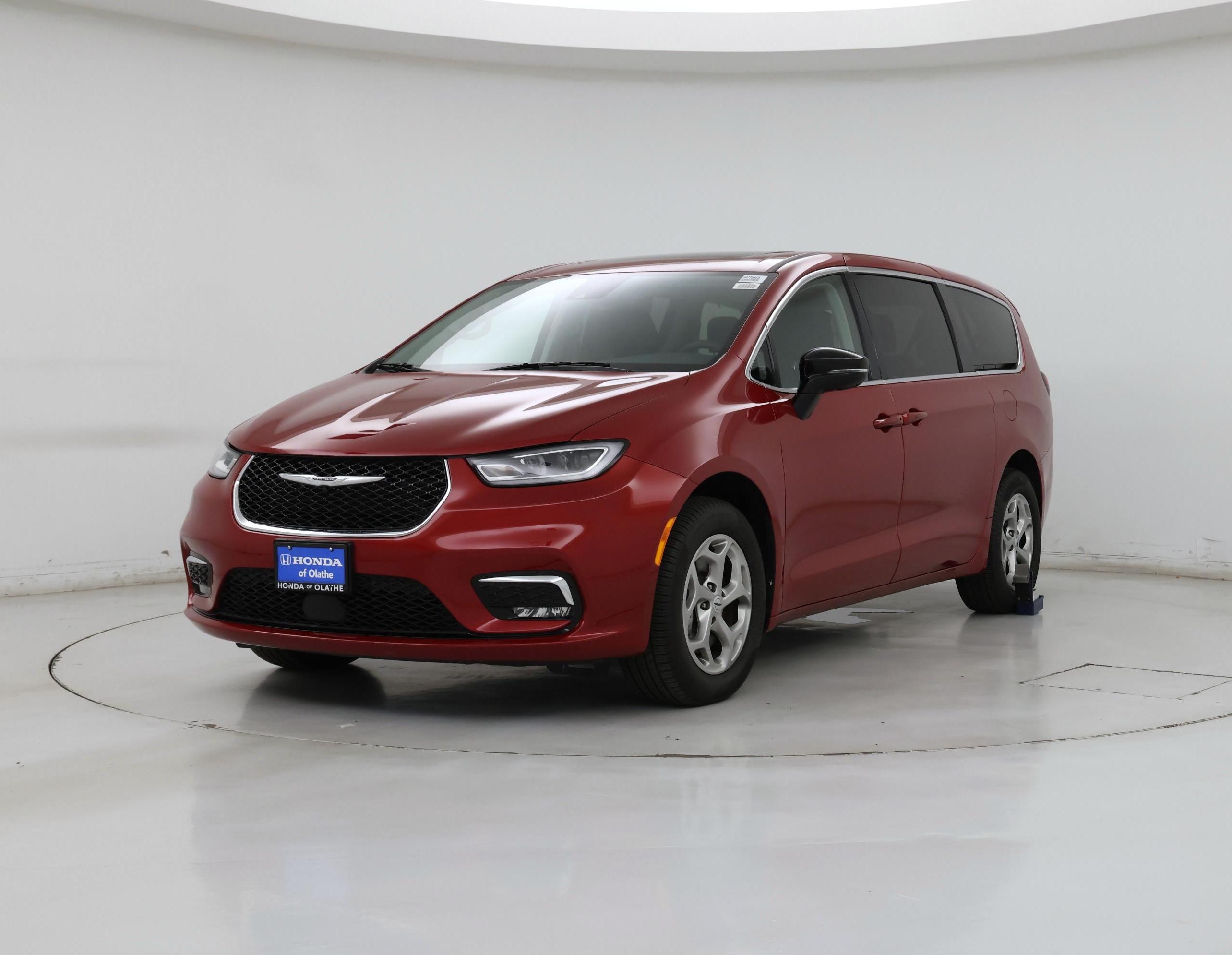 Thumbnail: 2024 Chrysler Pacifica - 4