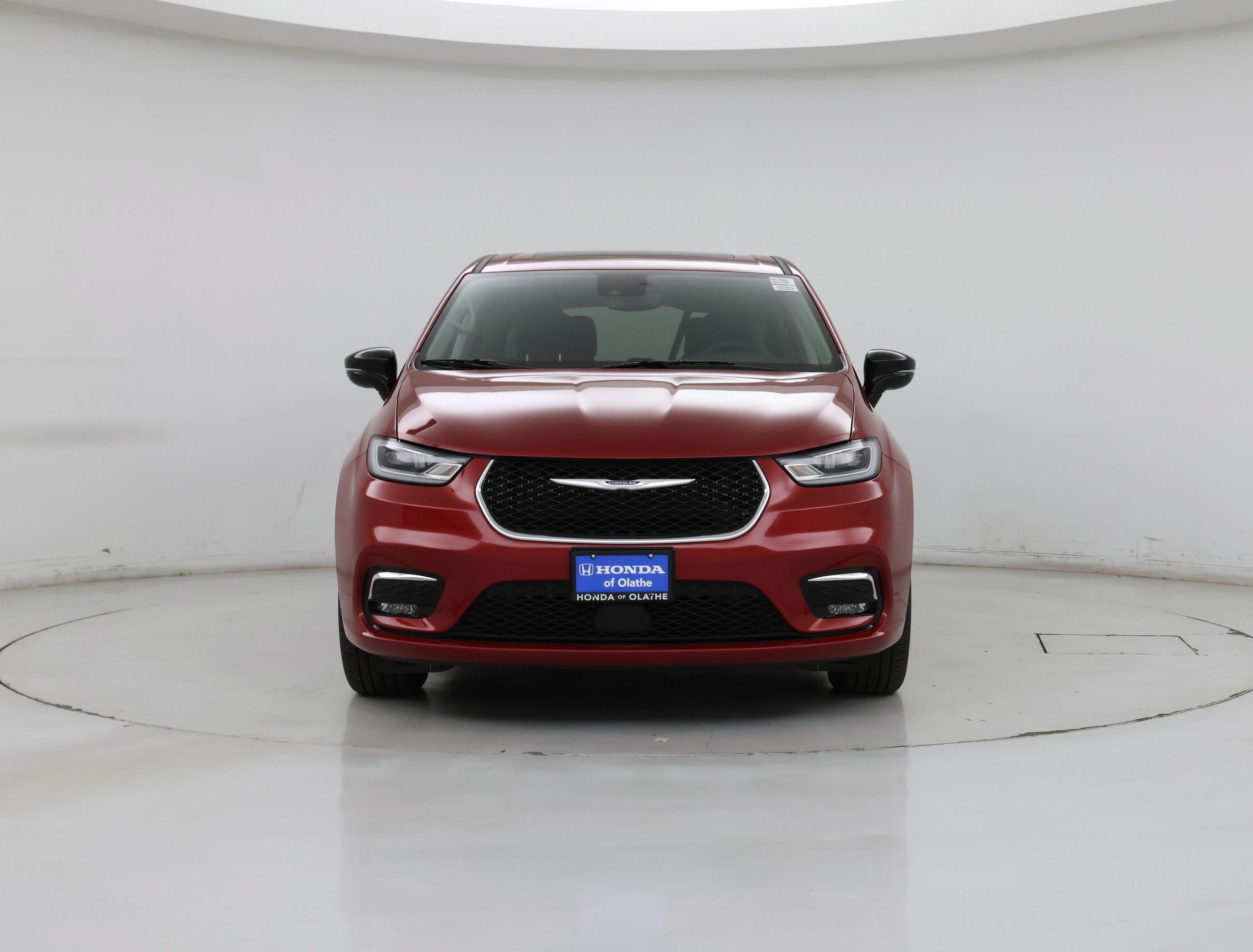 Thumbnail: 2024 Chrysler Pacifica - 5