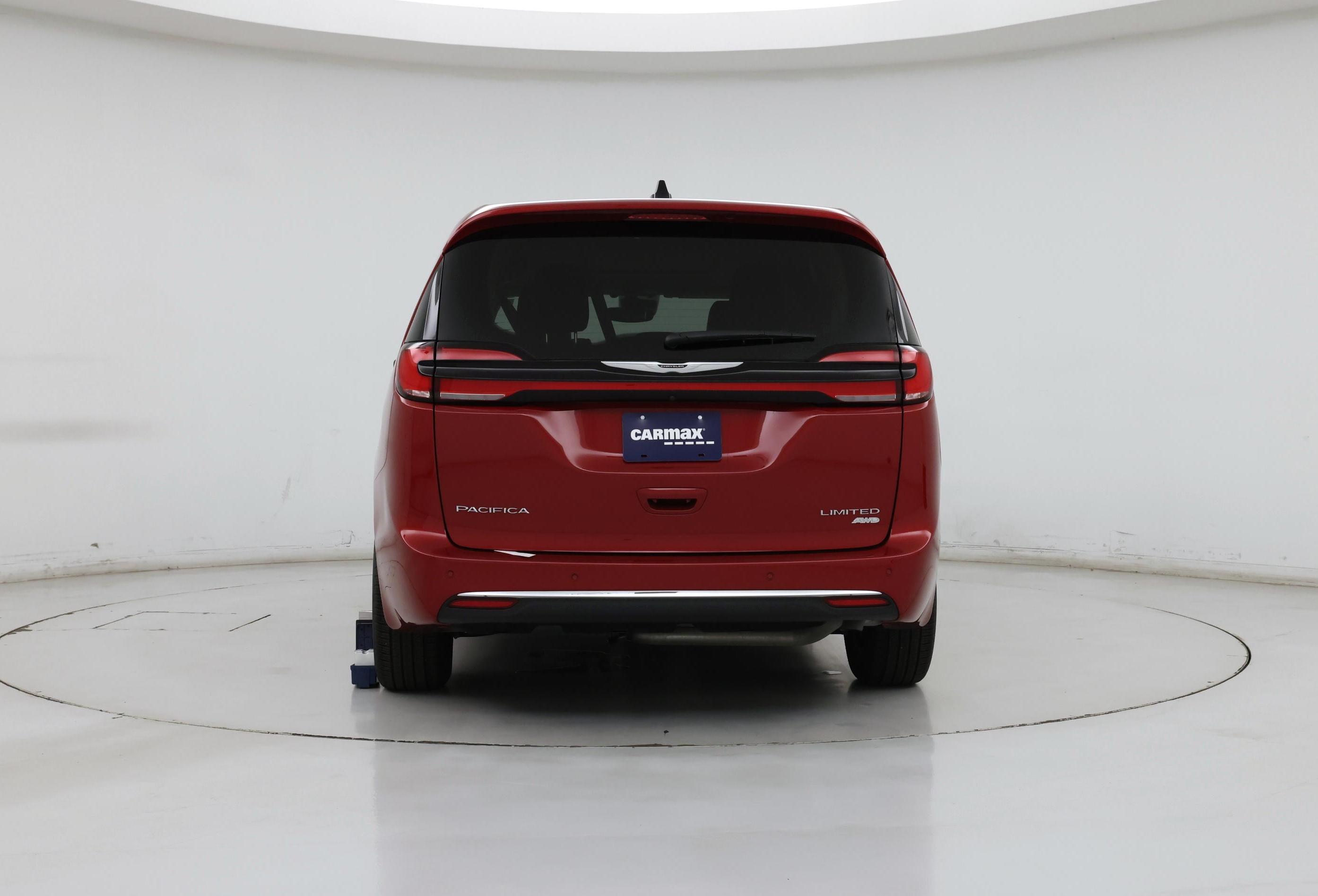 Thumbnail: 2024 Chrysler Pacifica - 6