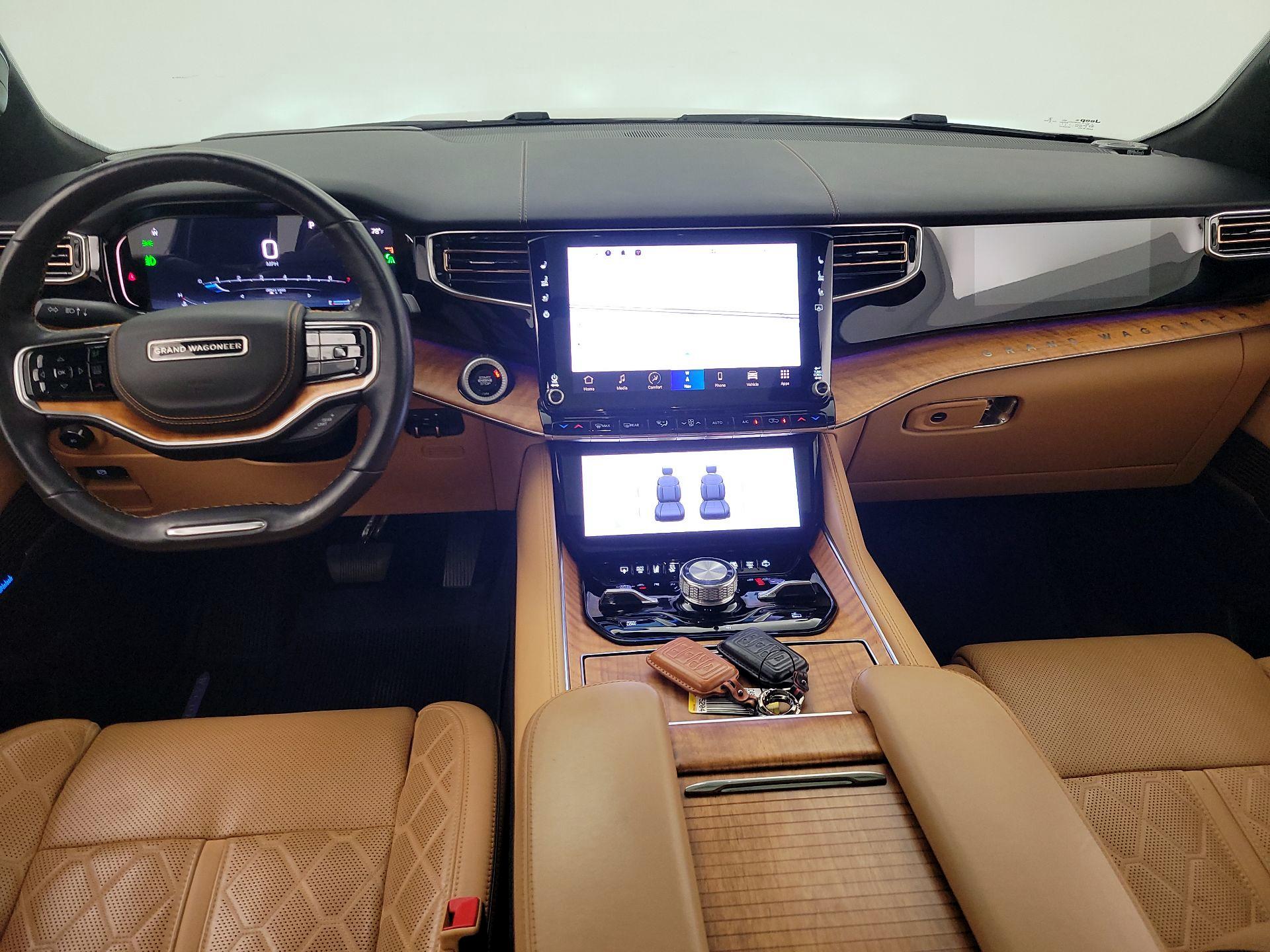 Thumbnail: 2022 Jeep Grand Wagoneer - 9