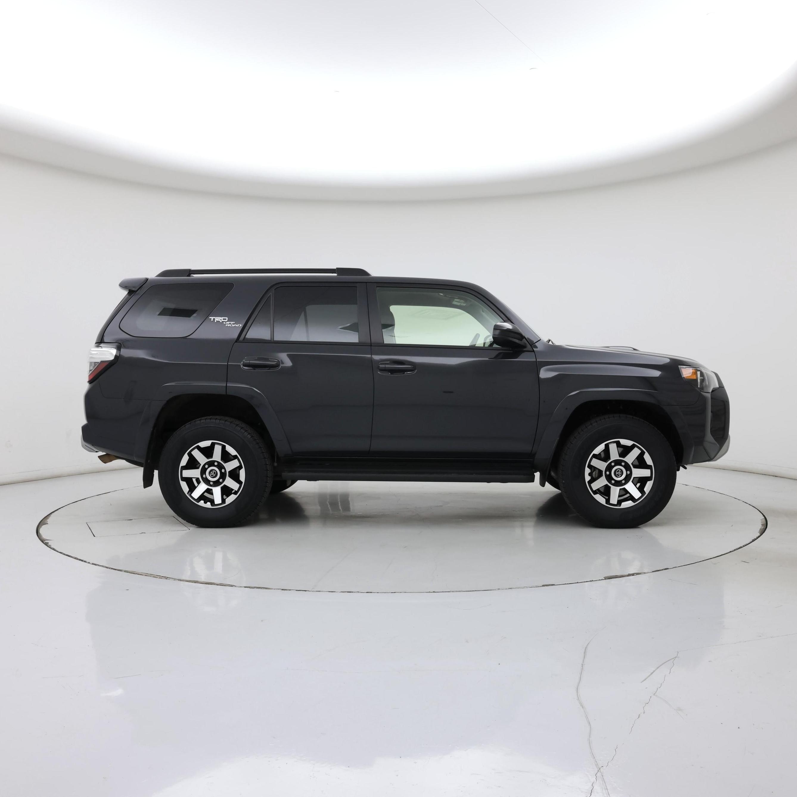 Thumbnail: 2024 Toyota 4Runner - 7