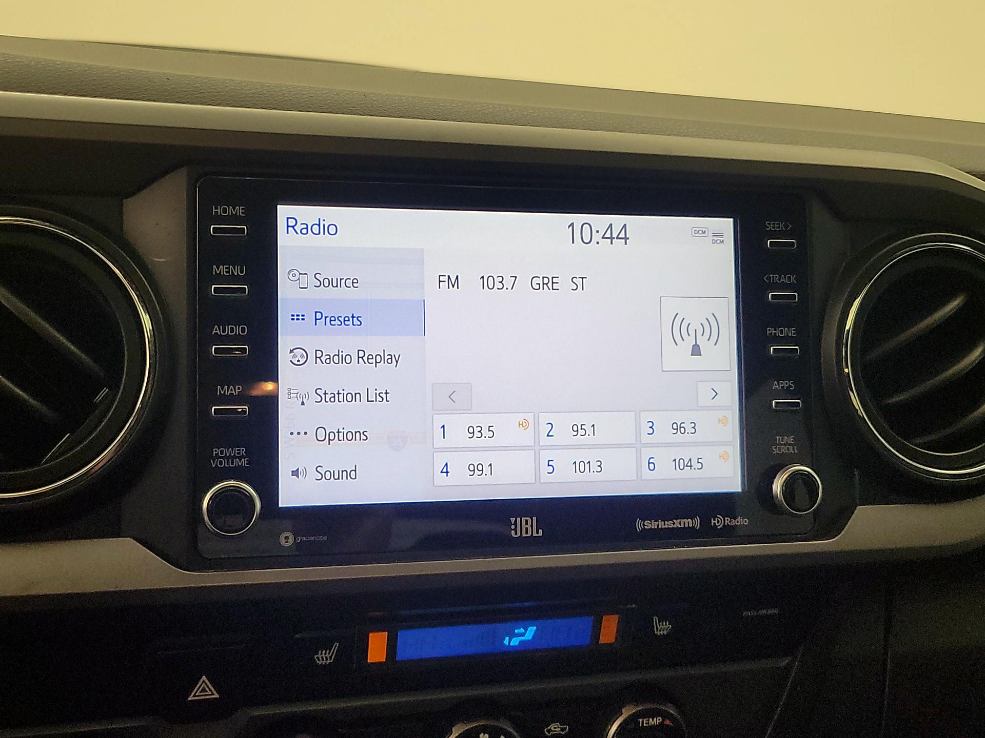 Thumbnail: 2020 Toyota Tacoma - 16