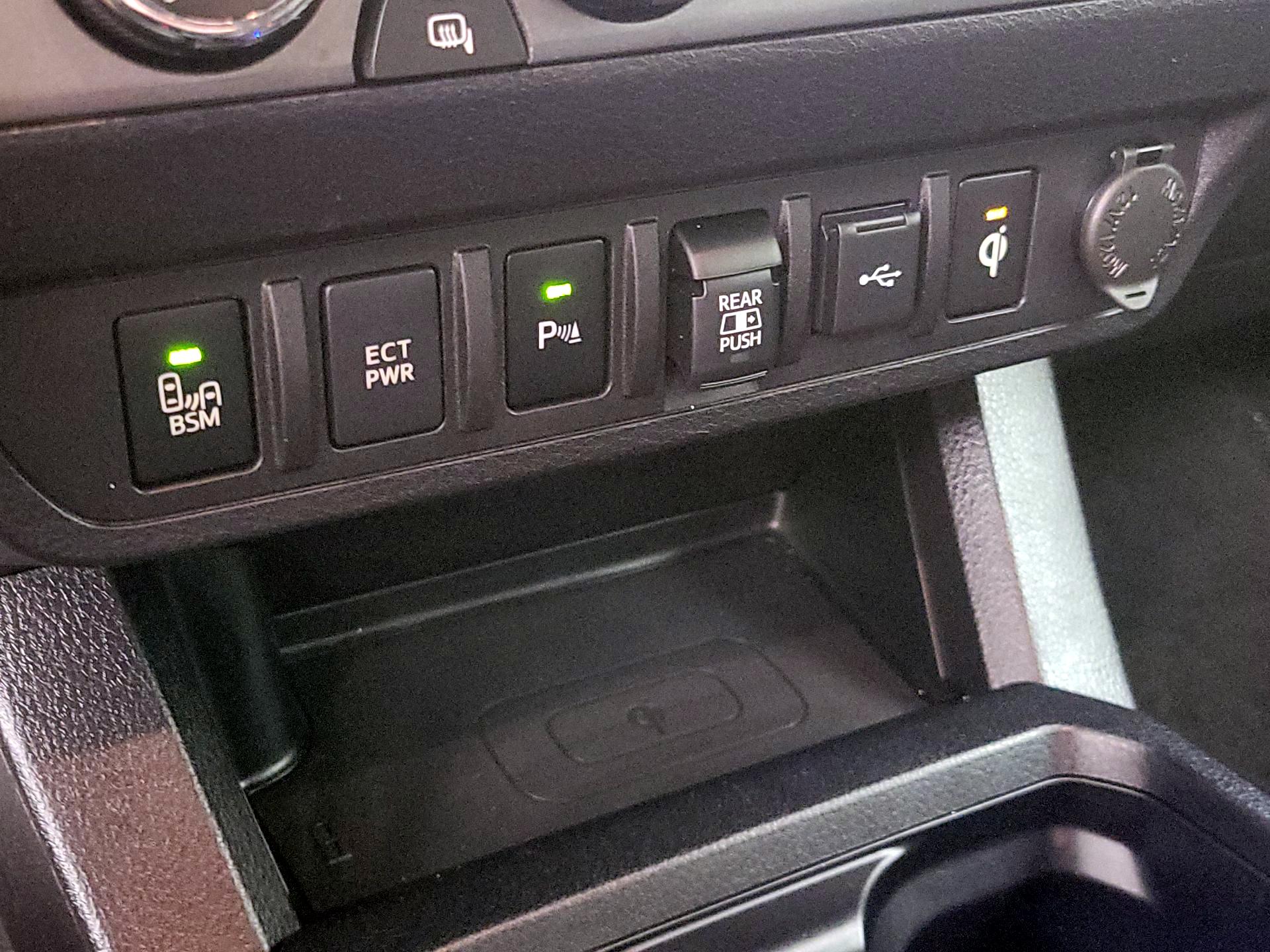 Thumbnail: 2020 Toyota Tacoma - 19