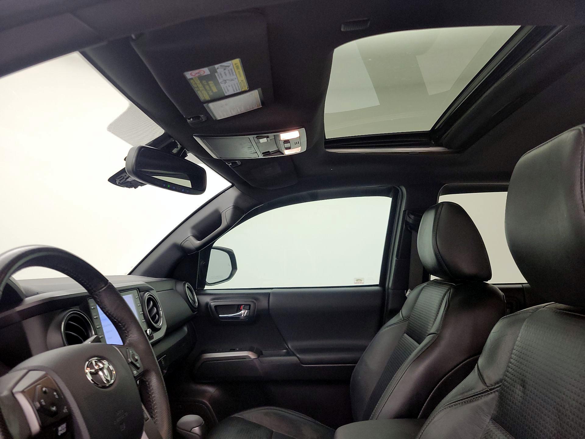 Thumbnail: 2020 Toyota Tacoma - 20