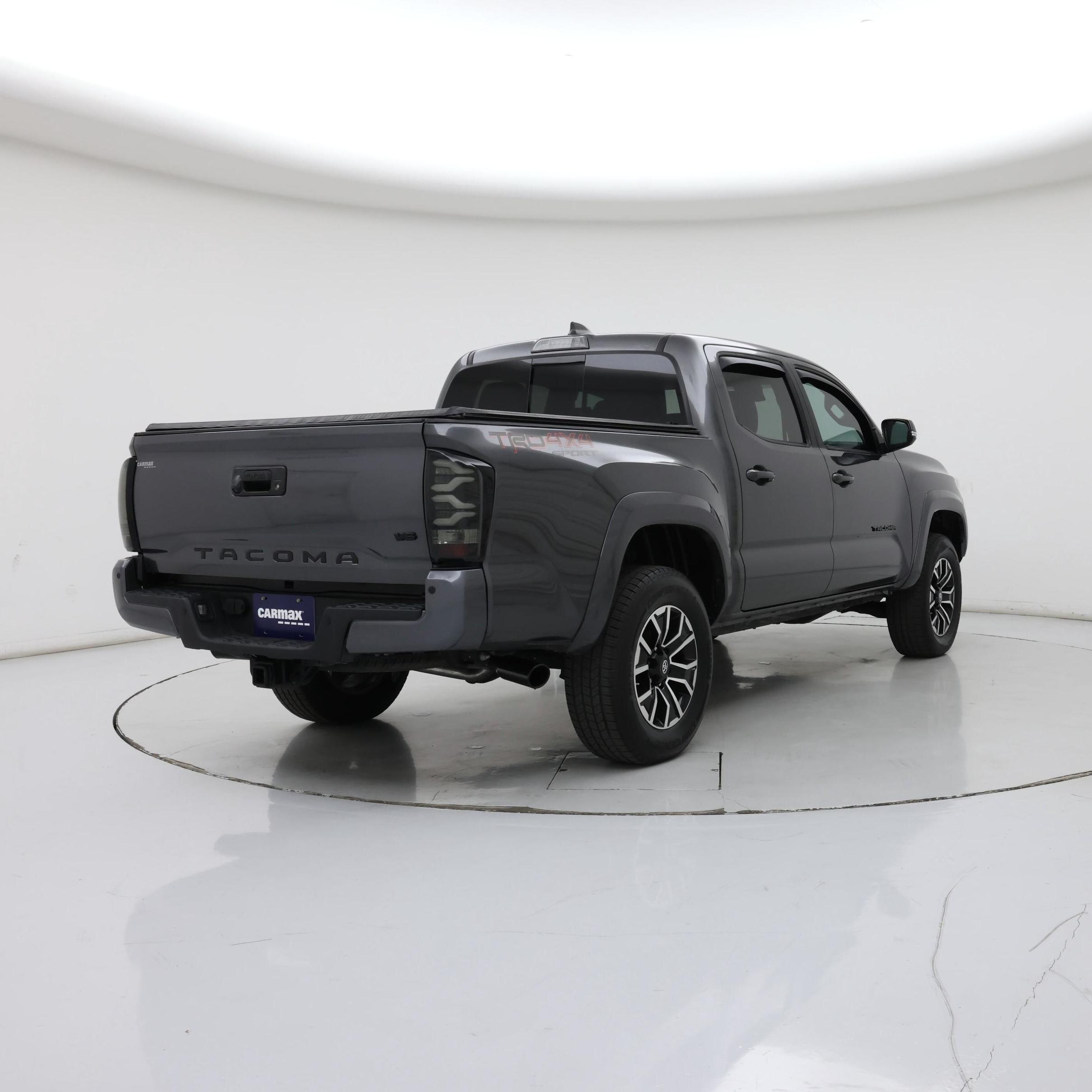Thumbnail: 2020 Toyota Tacoma - 8