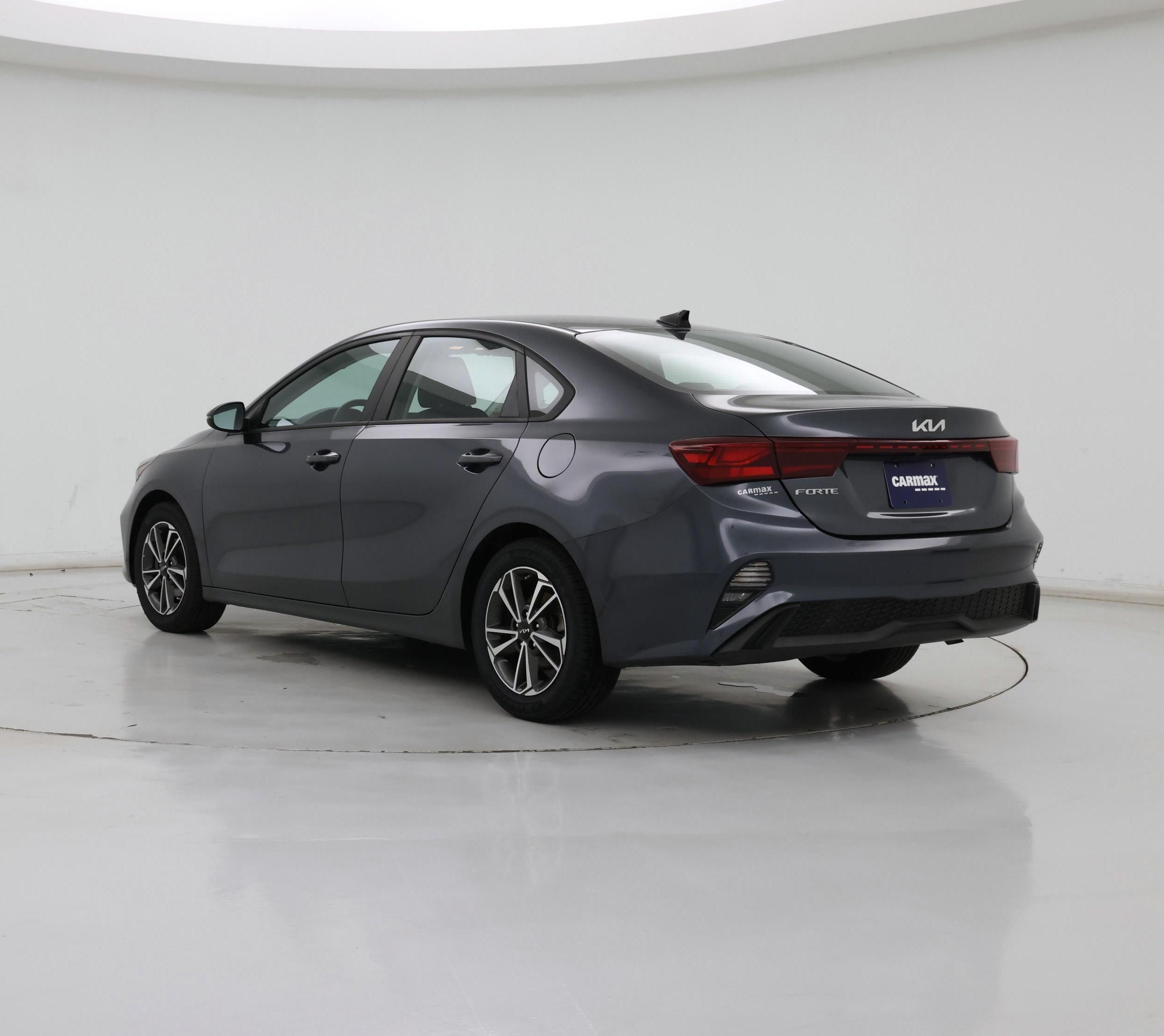 Thumbnail: 2022 Kia Forte - 2
