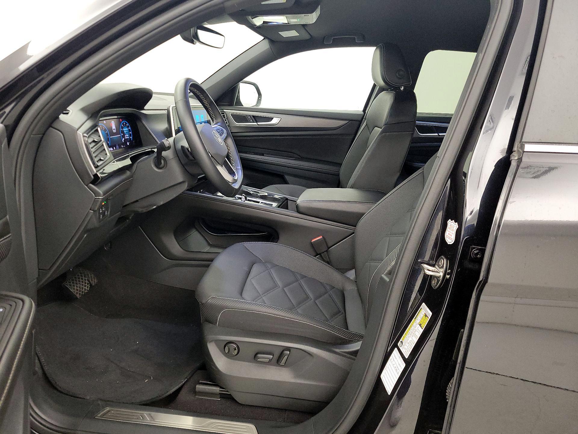 Thumbnail: 2024 Volkswagen Atlas - 11