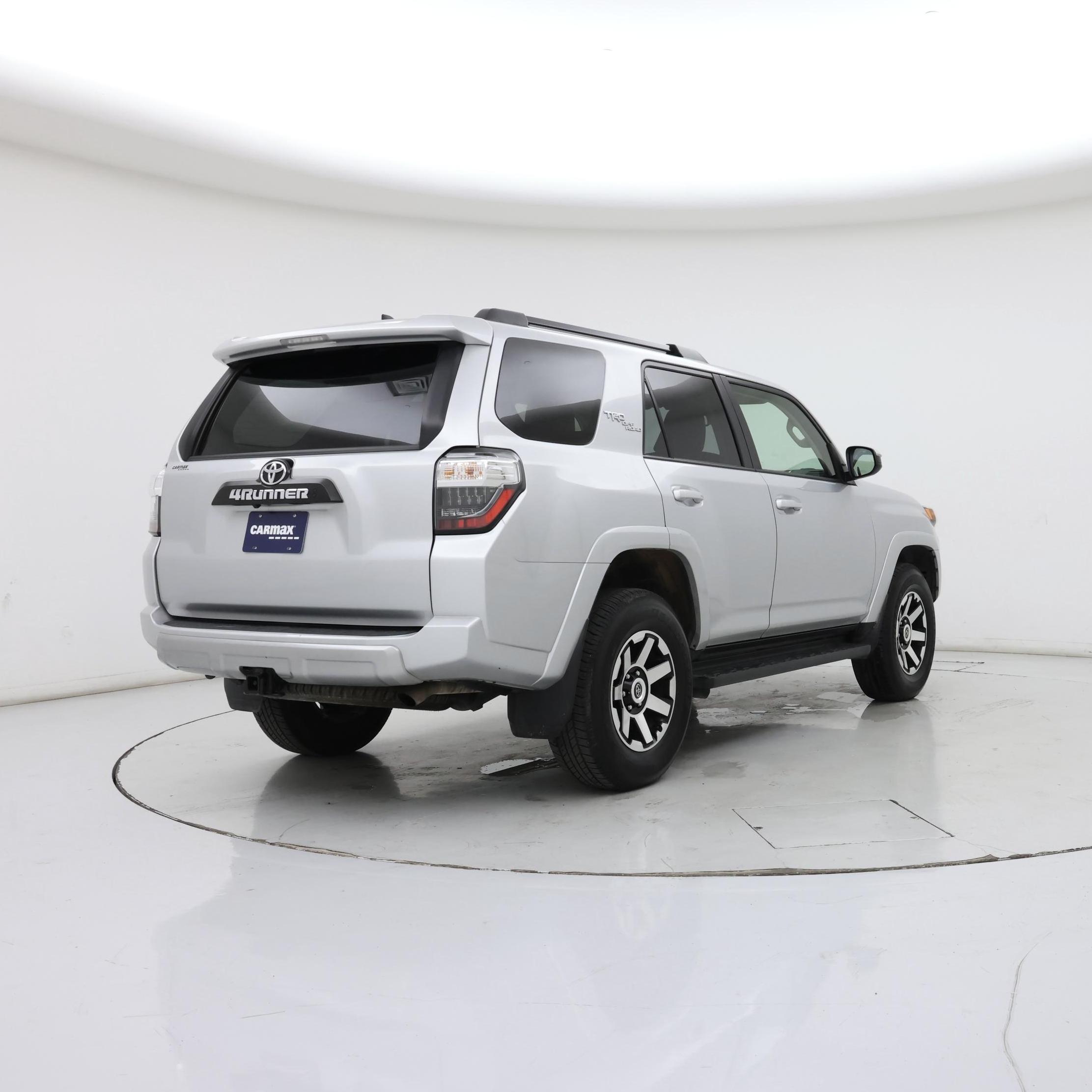 Thumbnail: 2024 Toyota 4Runner - 8