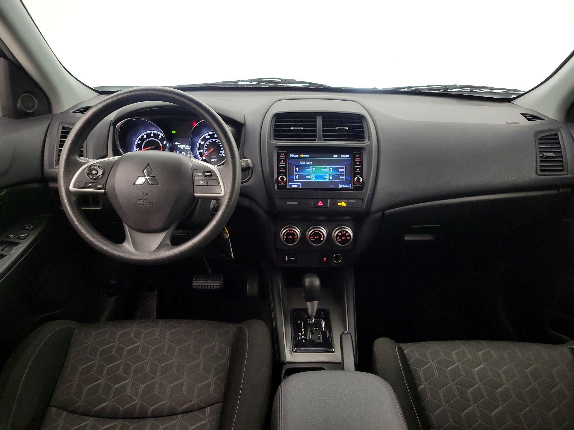Thumbnail: 2022 Mitsubishi Outlander Sport - 9