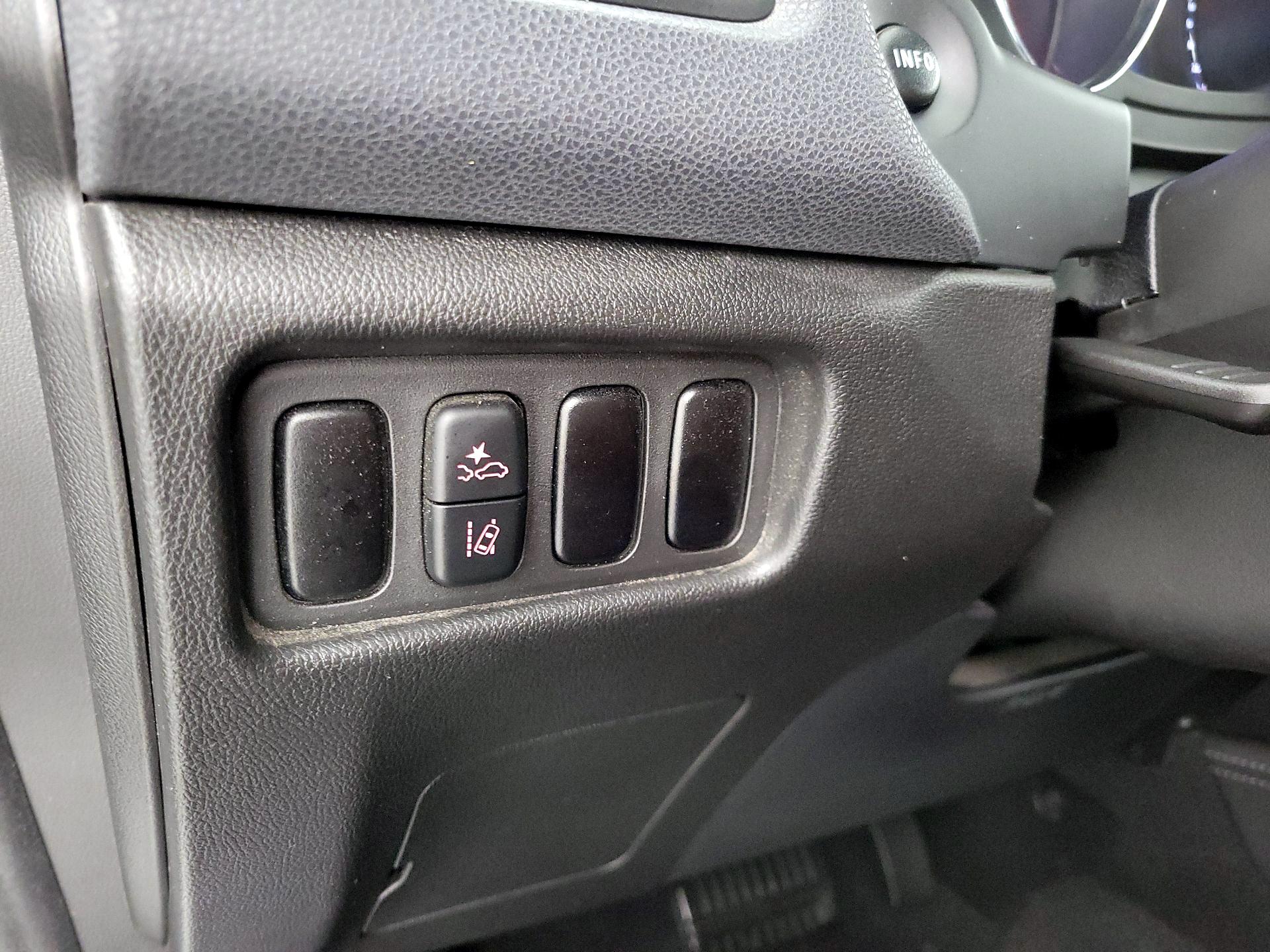 Thumbnail: 2022 Mitsubishi Outlander Sport - 13