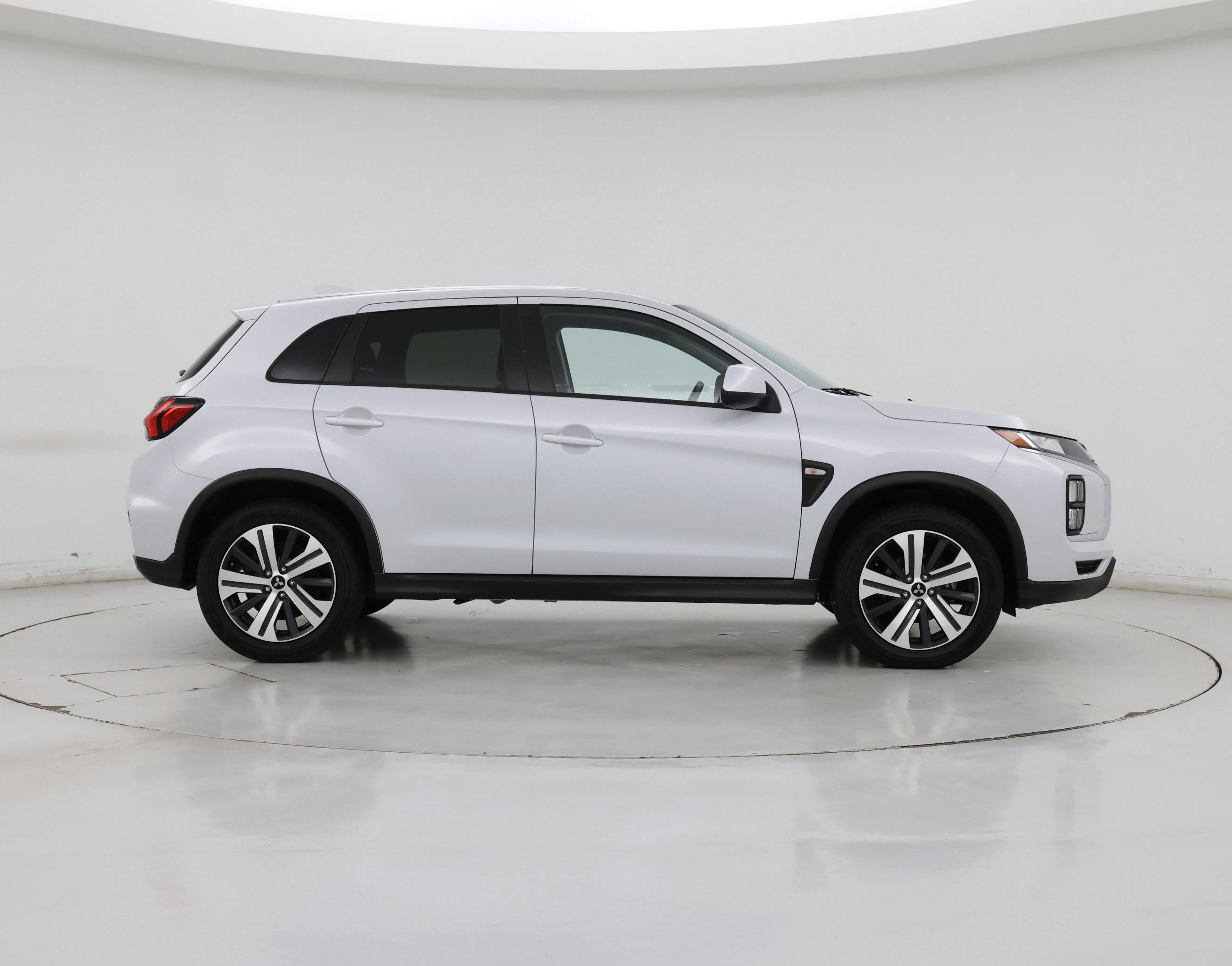 Thumbnail: 2022 Mitsubishi Outlander Sport - 7