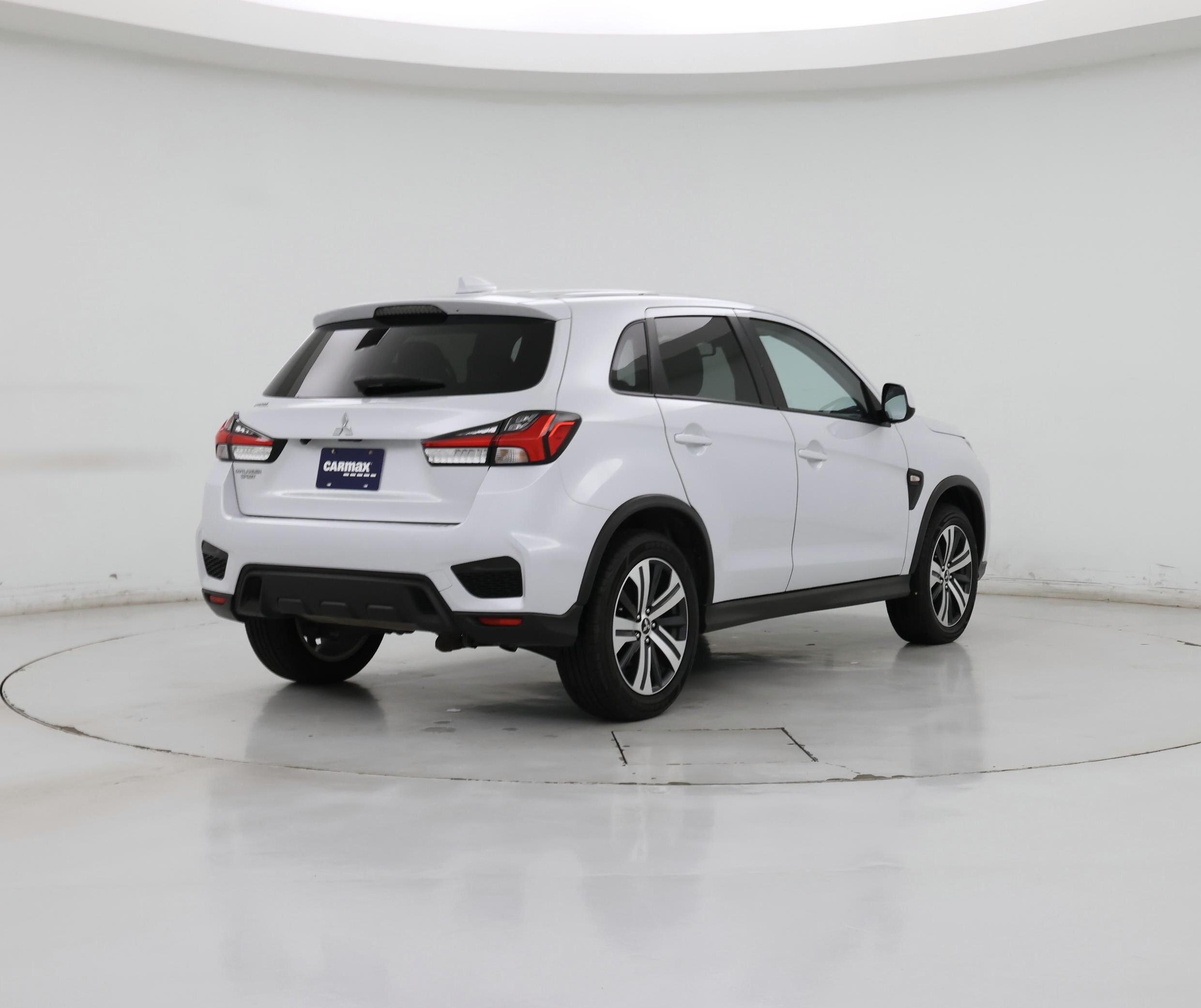 Thumbnail: 2022 Mitsubishi Outlander Sport - 8