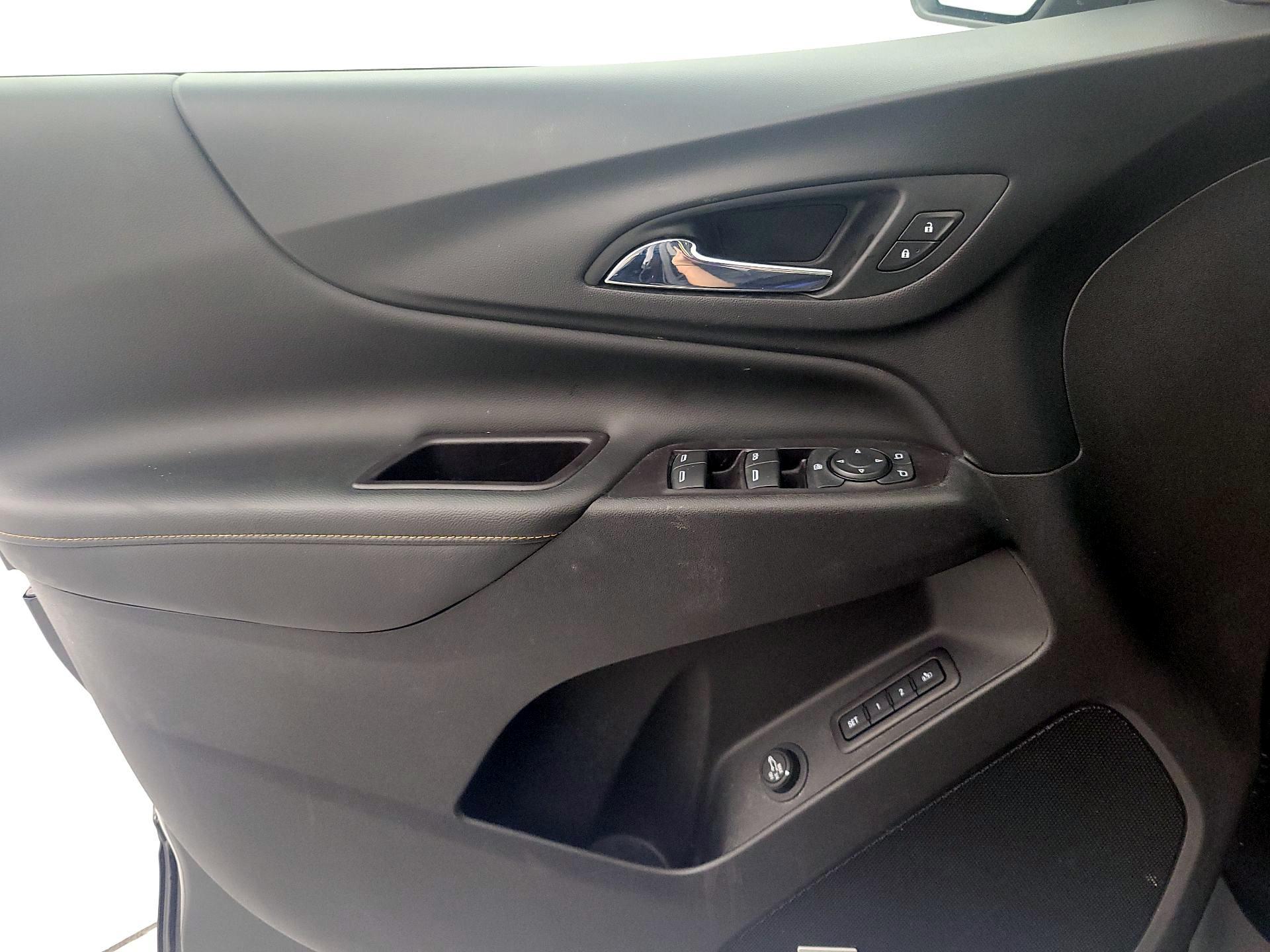 Thumbnail: 2021 Chevrolet Equinox - 12