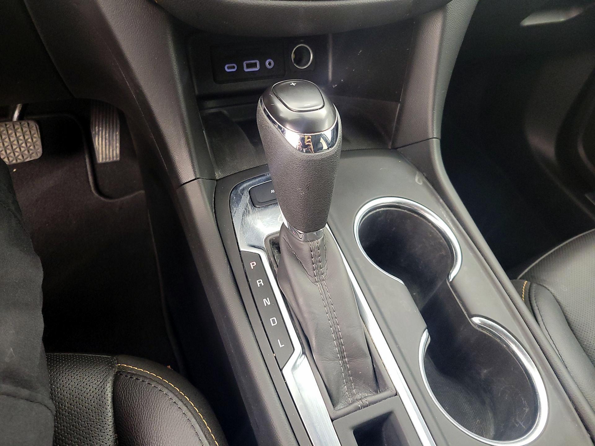 Thumbnail: 2021 Chevrolet Equinox - 18