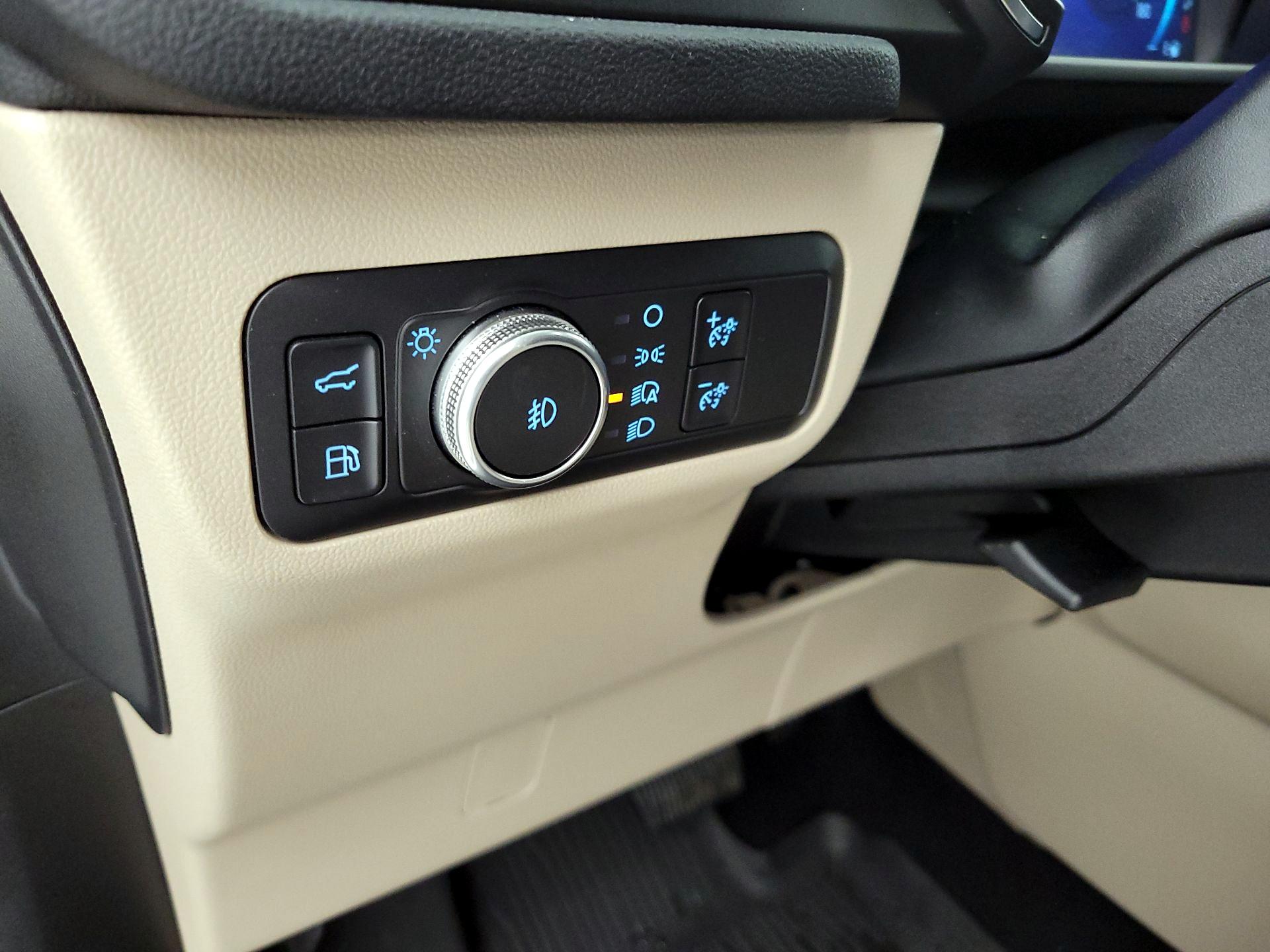 Thumbnail: 2020 Ford Escape - 13