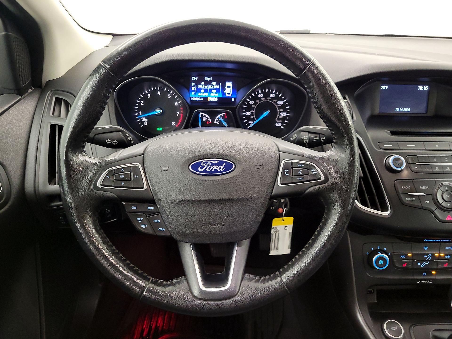 Thumbnail: 2015 Ford Focus - 10