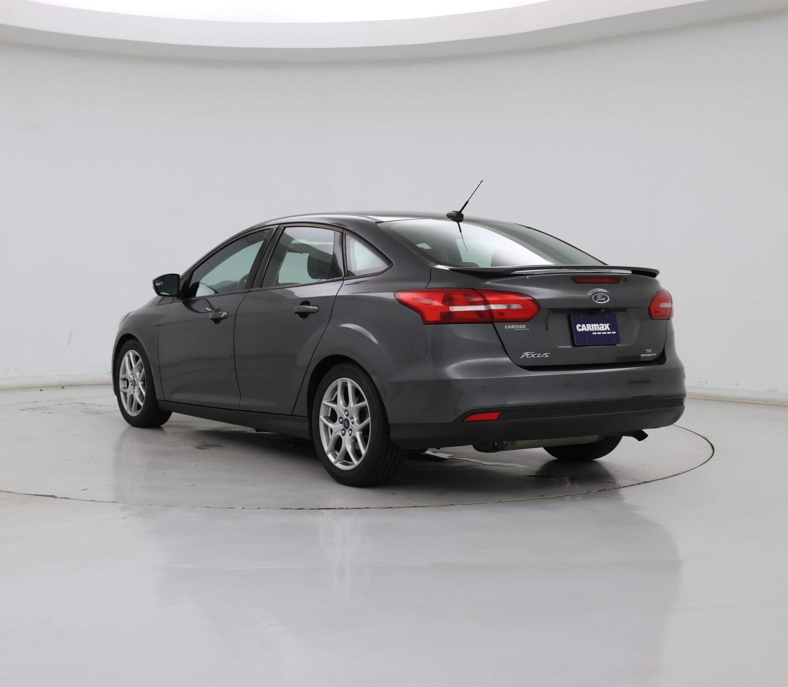 Thumbnail: 2015 Ford Focus - 2