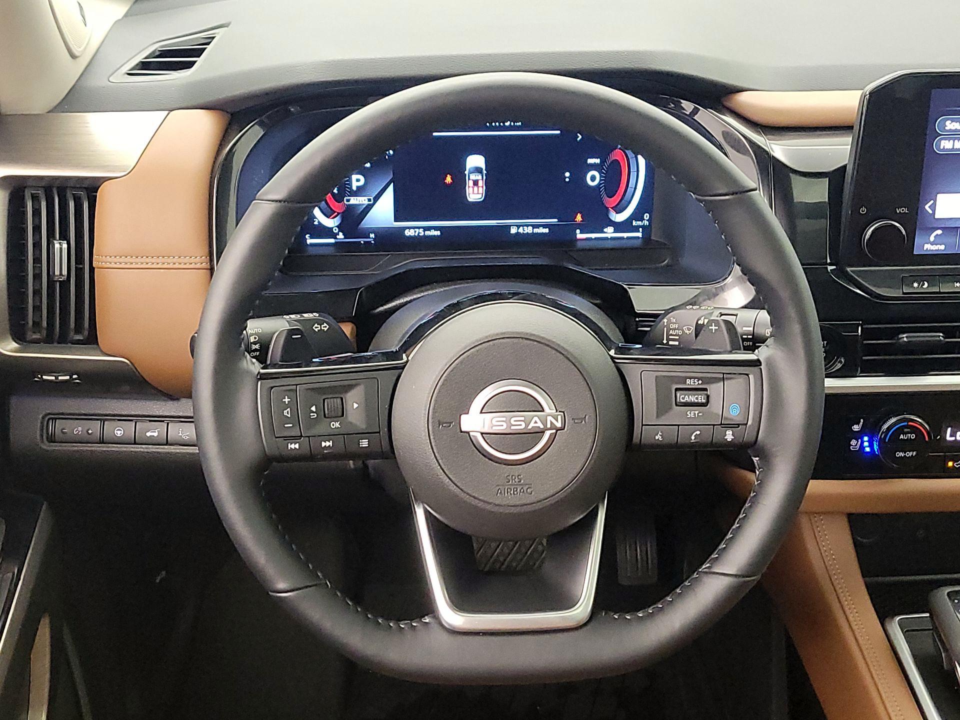 Thumbnail: 2025 Nissan Pathfinder - 10