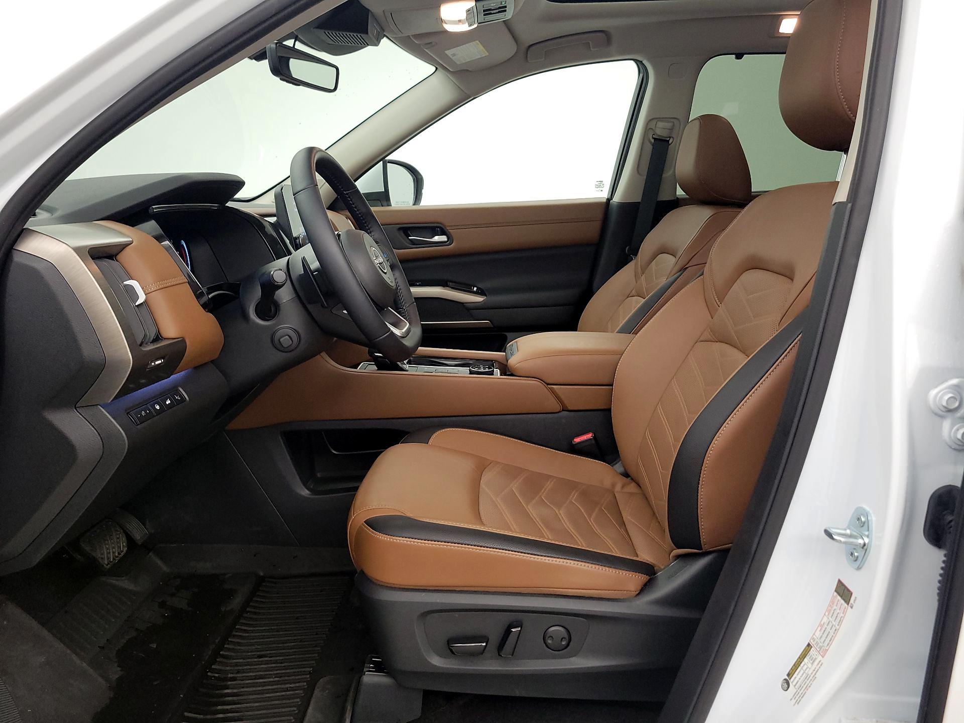 Thumbnail: 2025 Nissan Pathfinder - 11