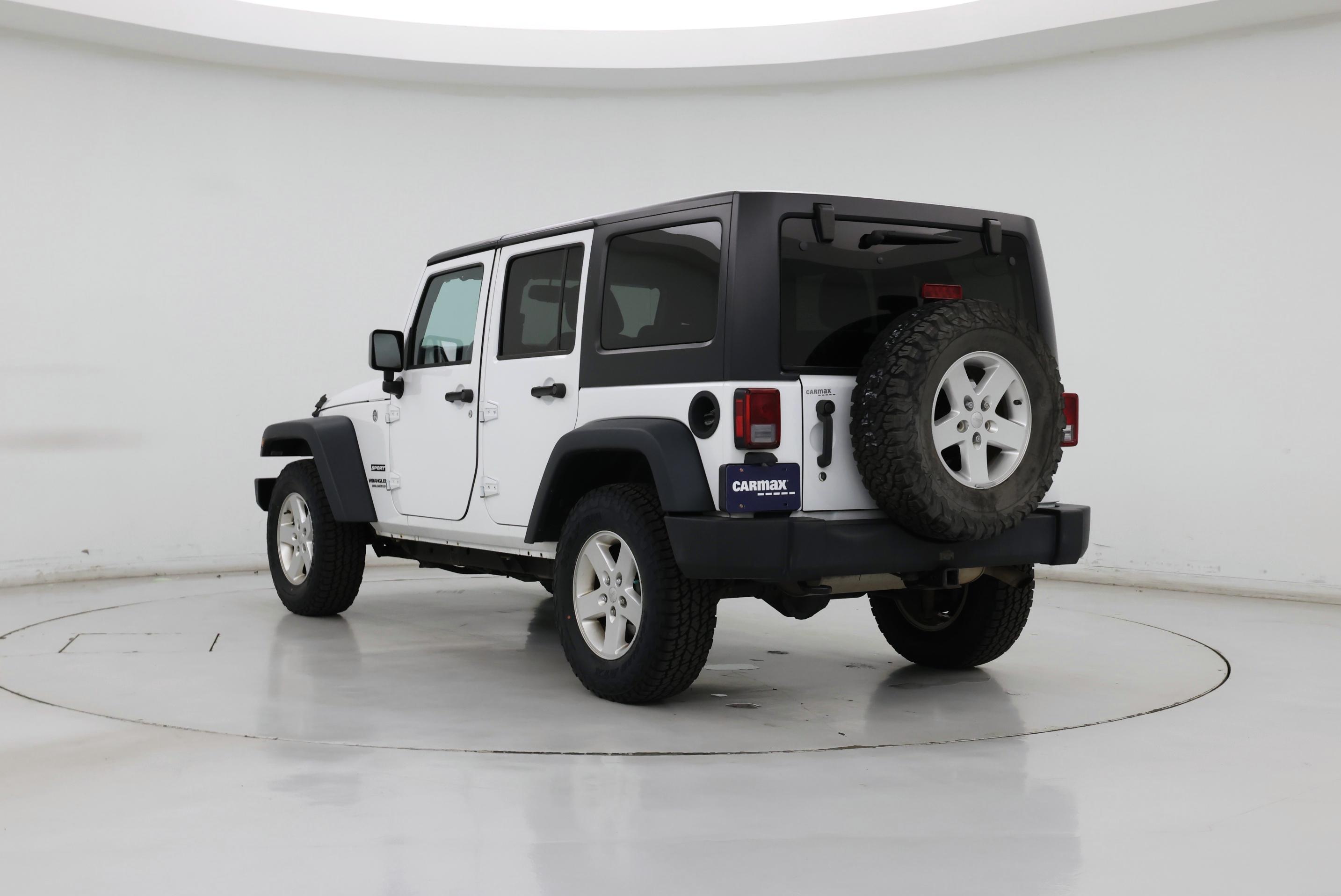 Thumbnail: 2016 Jeep Wrangler - 2