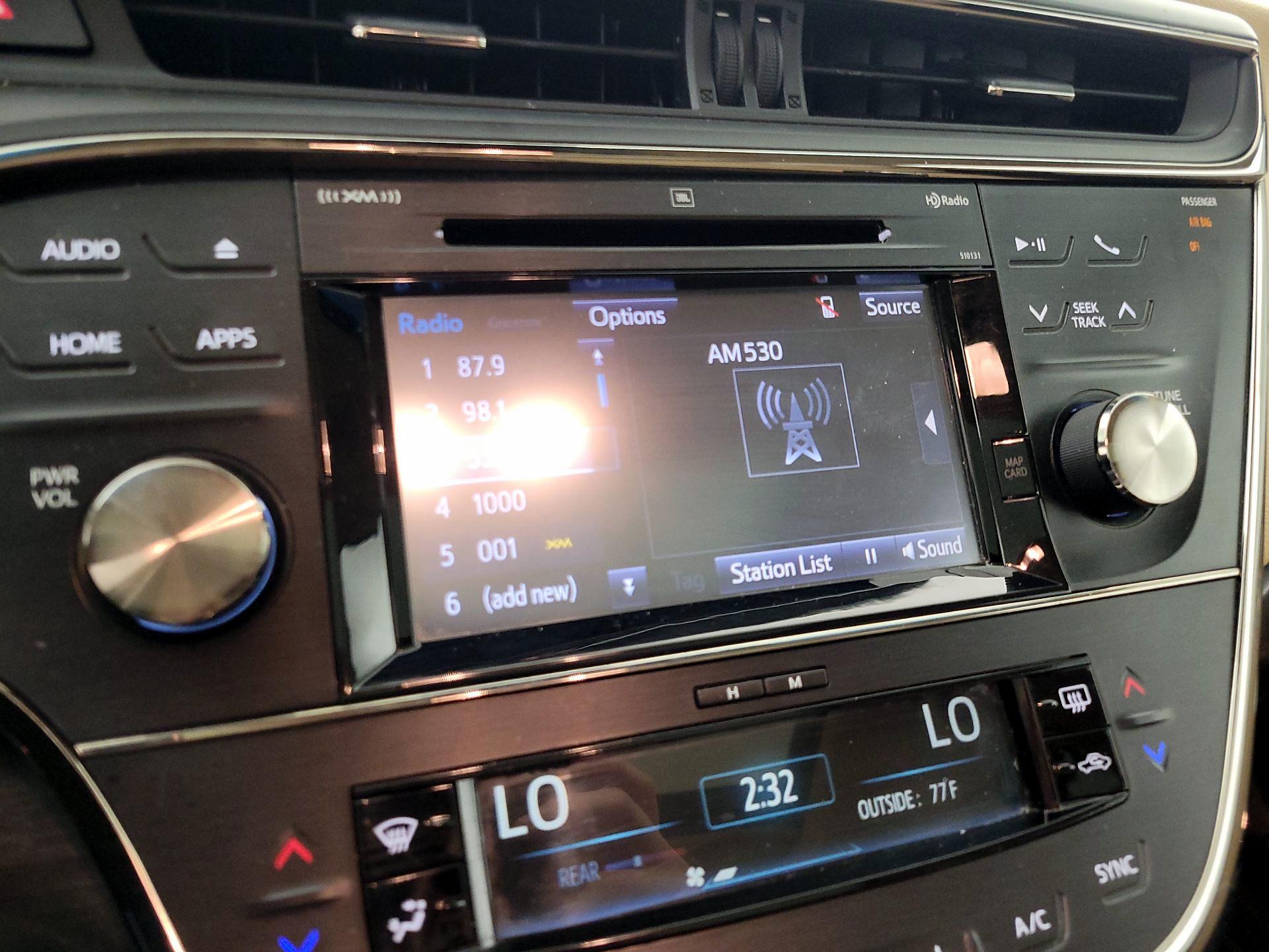 Thumbnail: 2016 Toyota Avalon - 16