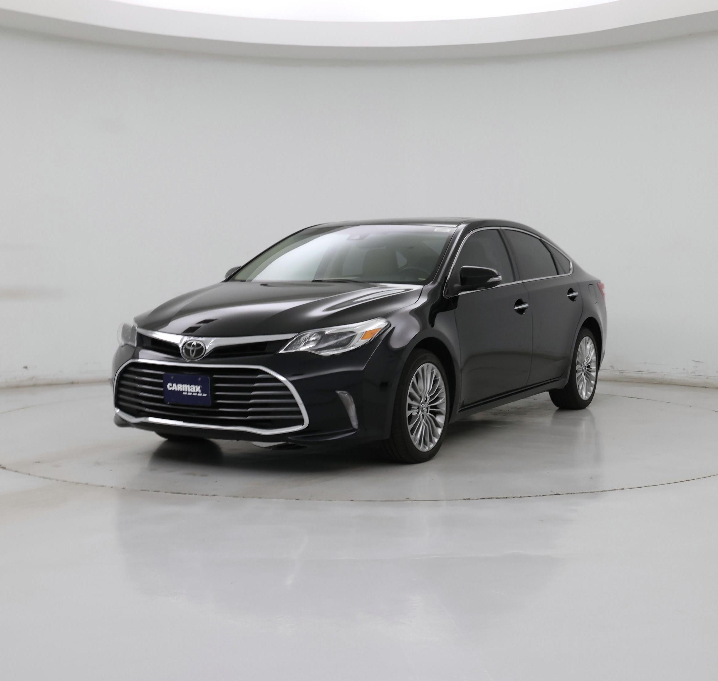Thumbnail: 2016 Toyota Avalon - 4