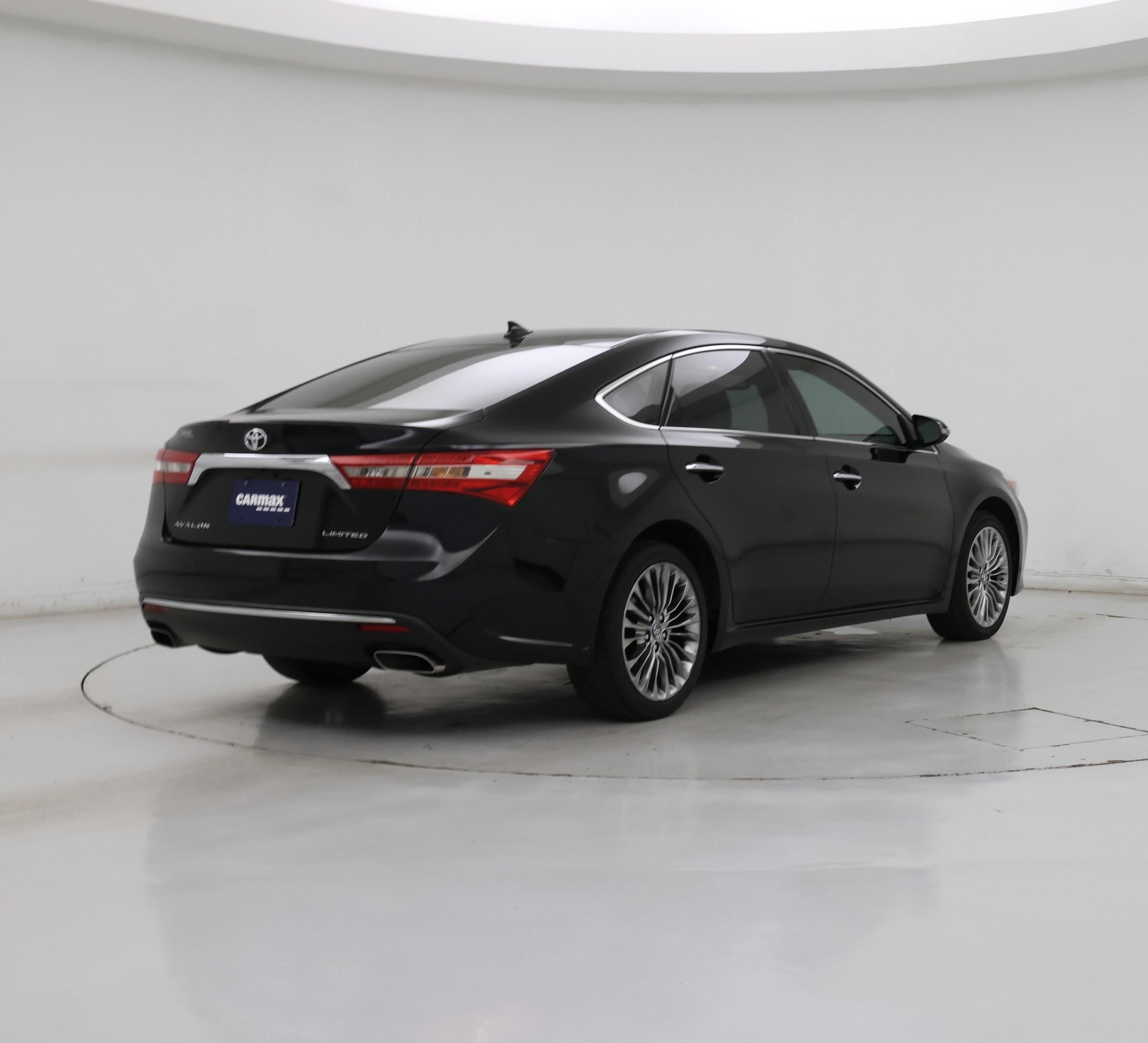 Thumbnail: 2016 Toyota Avalon - 8