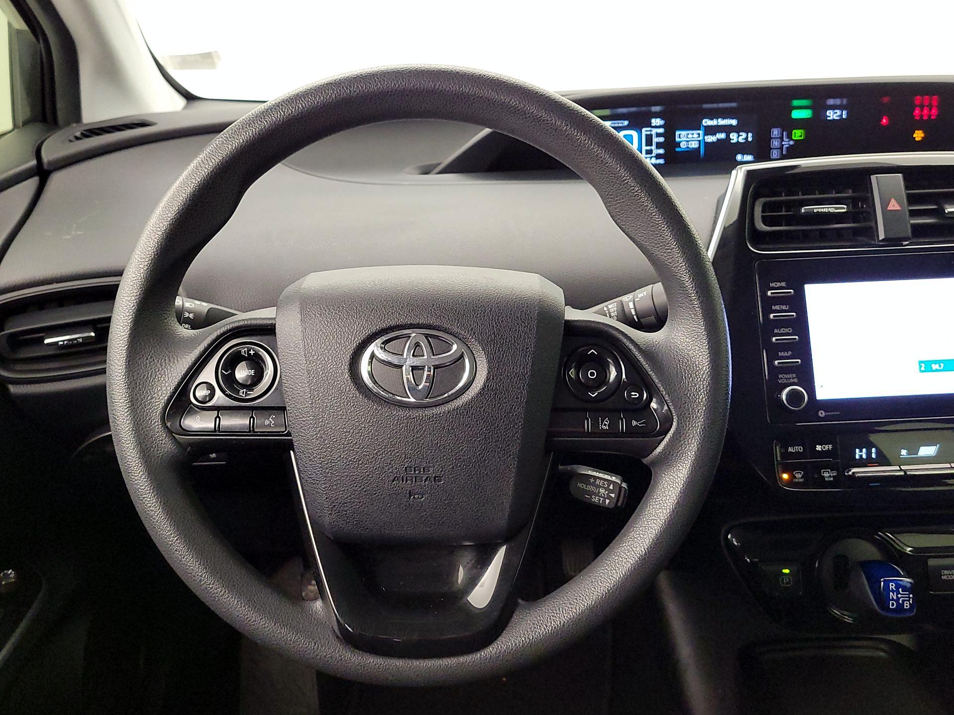 Thumbnail: 2022 Toyota Prius - 10