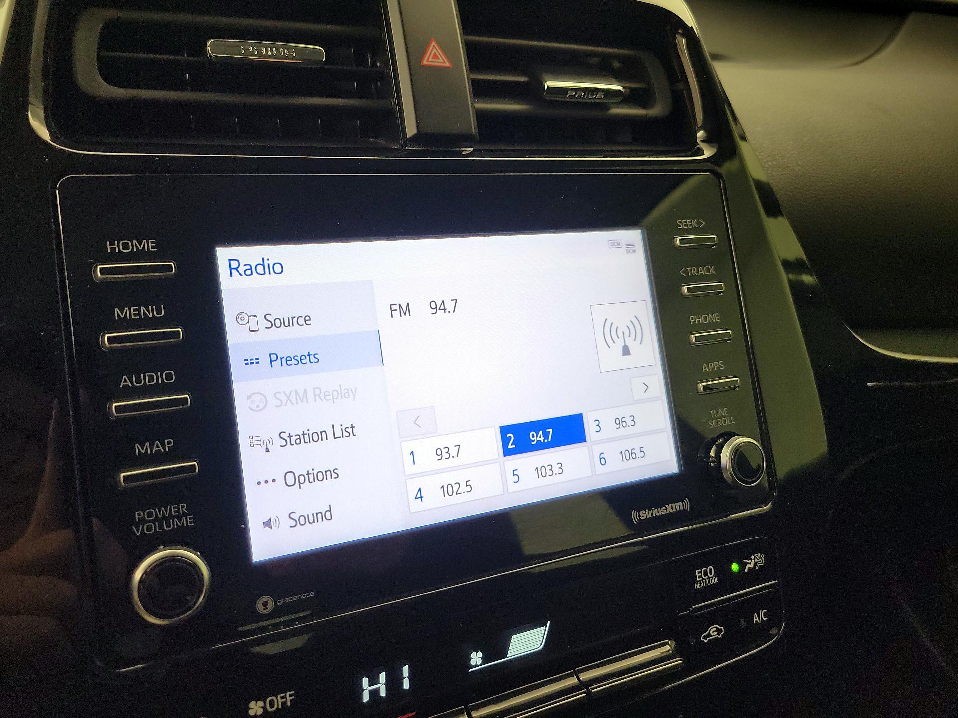 Thumbnail: 2022 Toyota Prius - 15