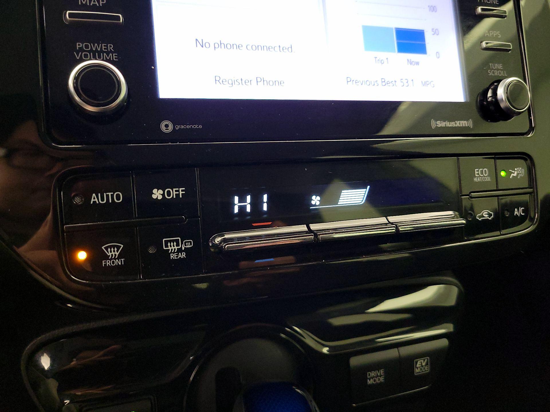 Thumbnail: 2022 Toyota Prius - 16