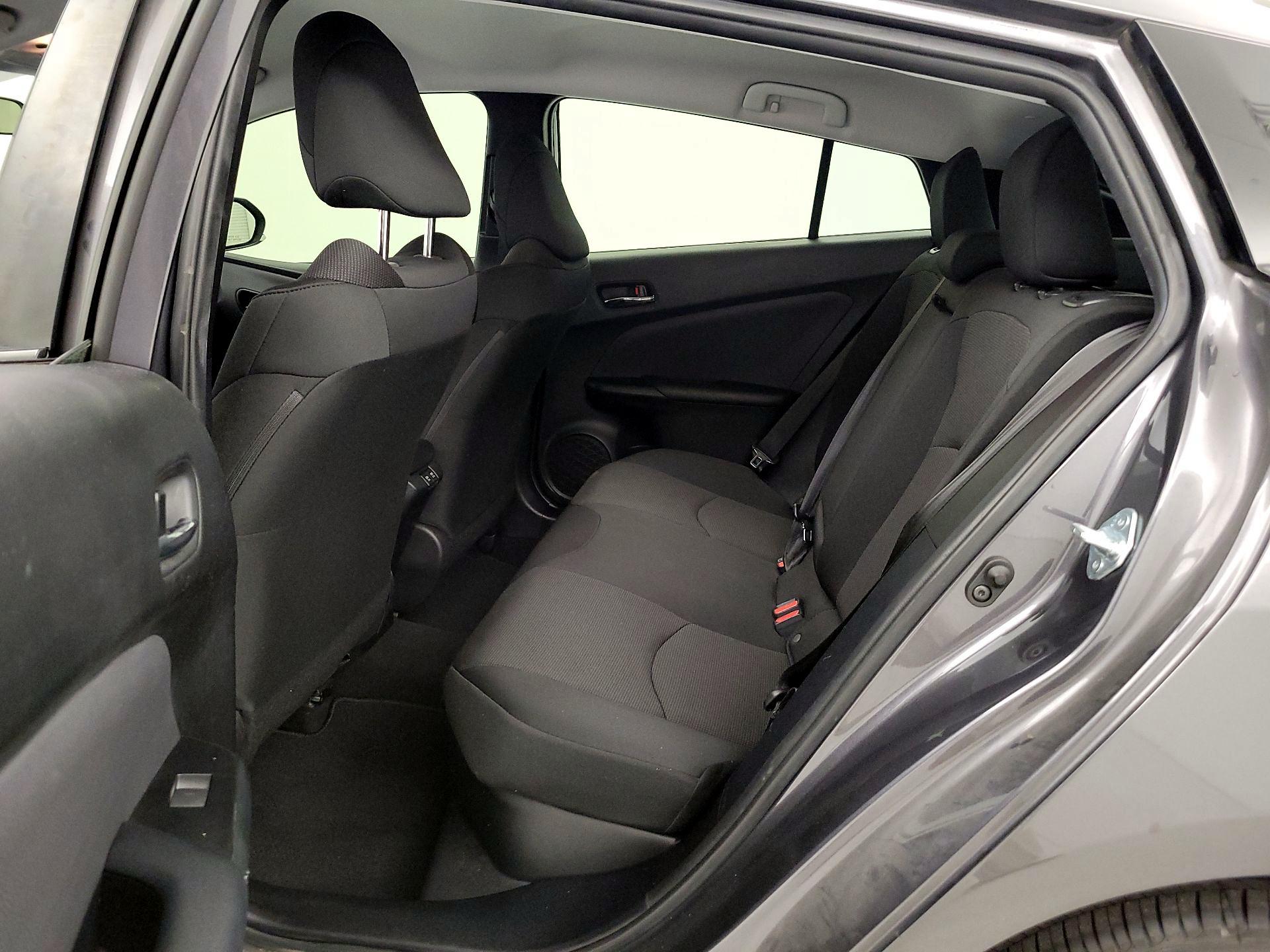 Thumbnail: 2022 Toyota Prius - 19