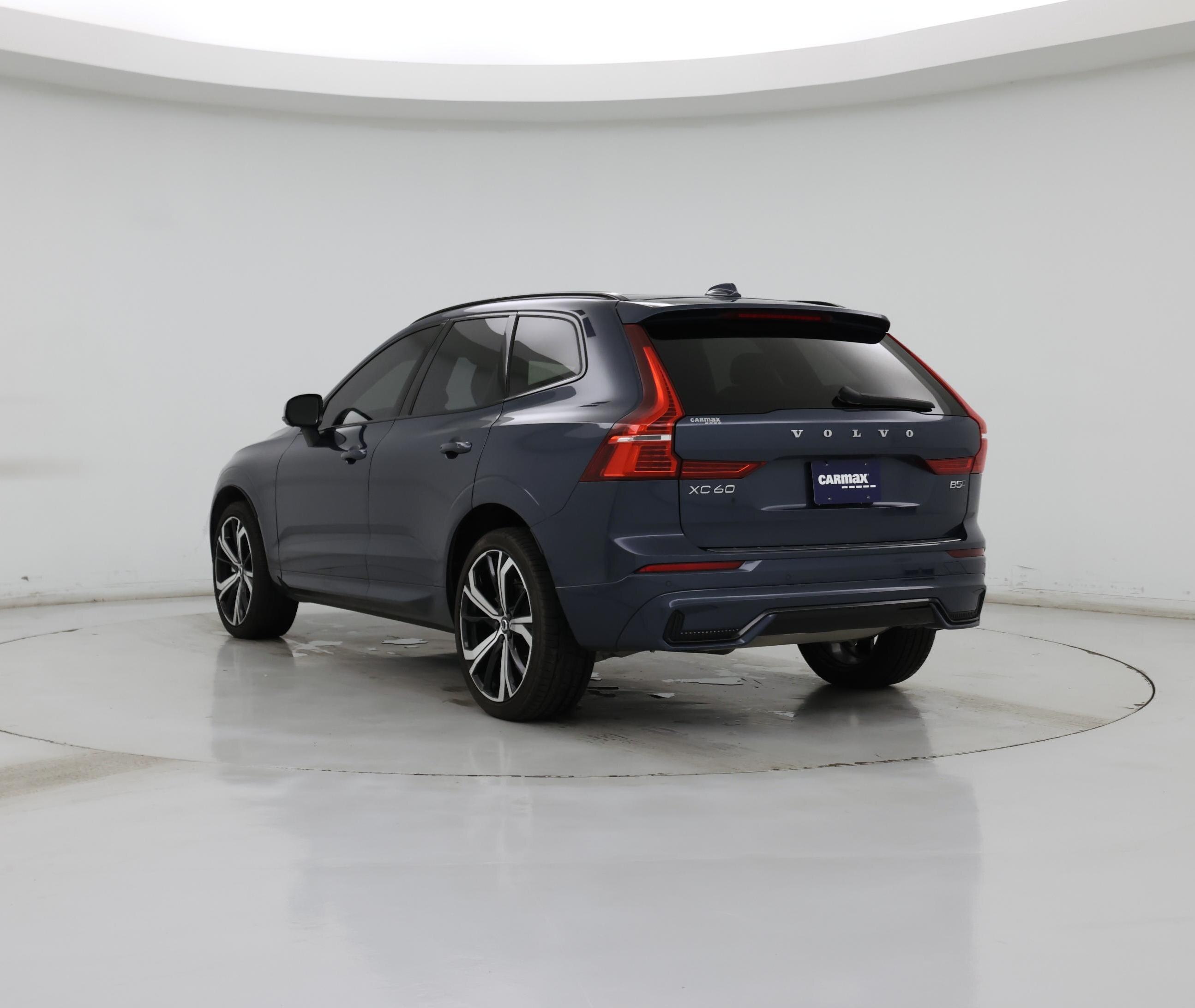 Thumbnail: 2025 Volvo XC60 - 2