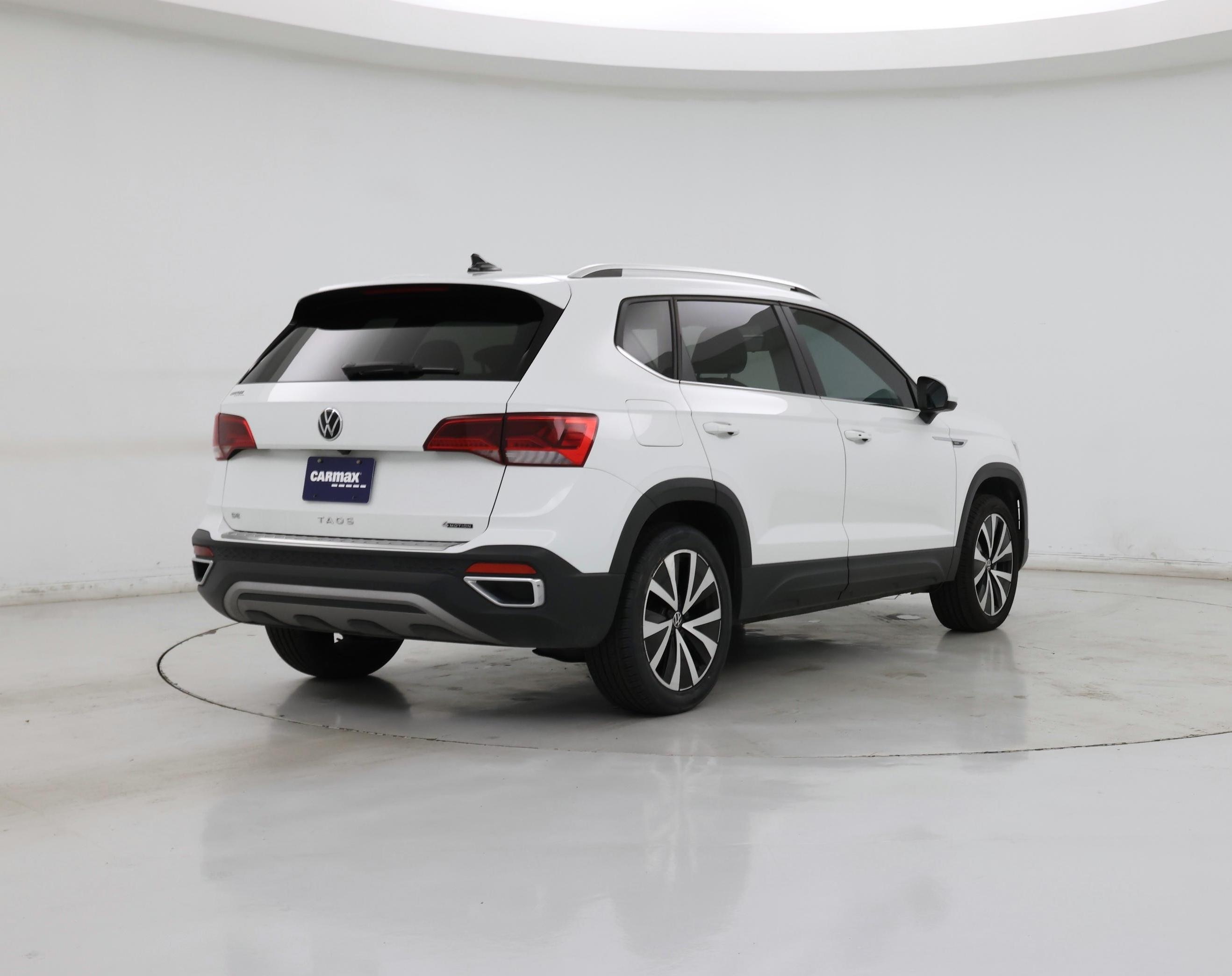 Thumbnail: 2022 Volkswagen Taos - 8