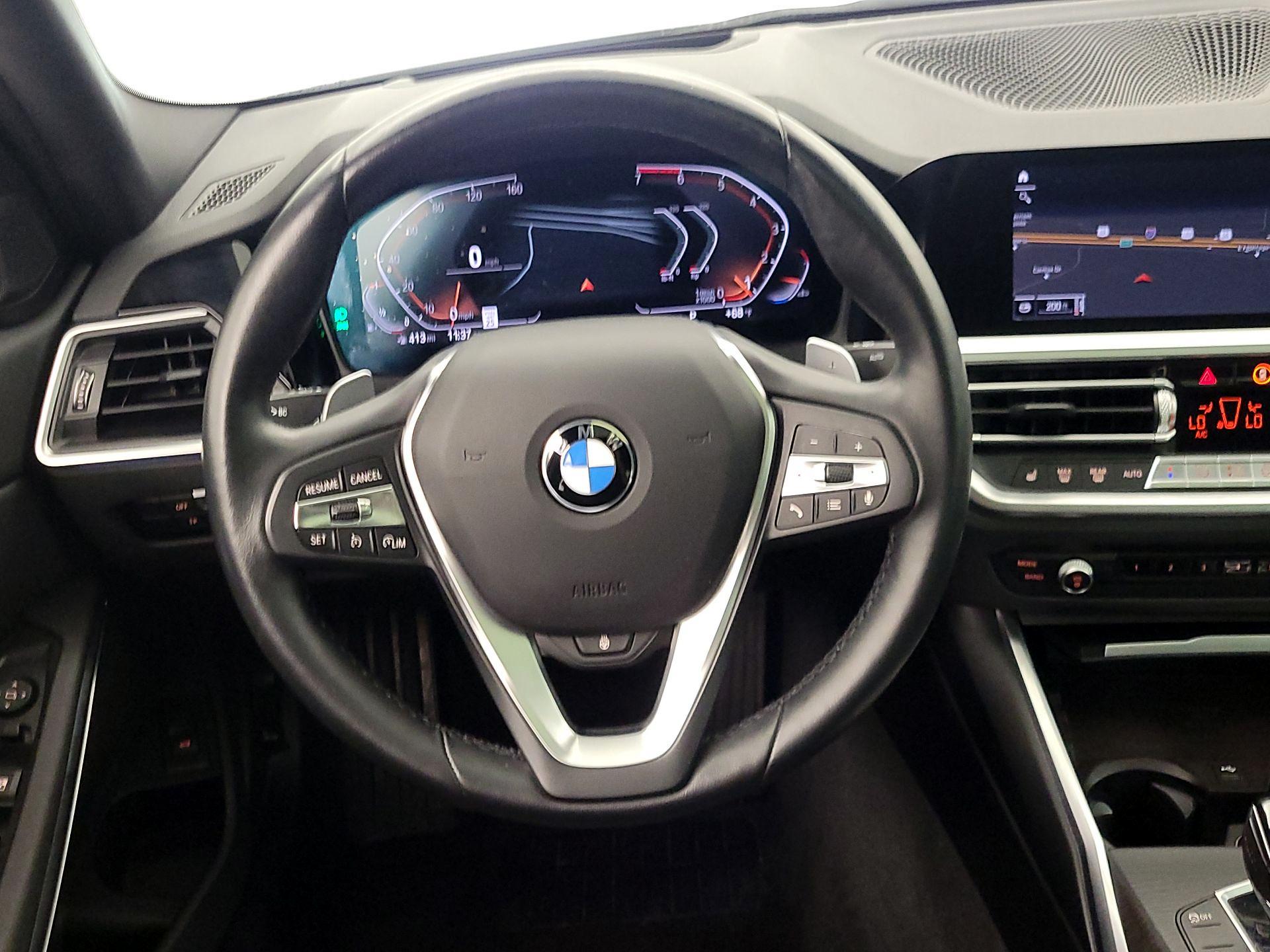 Thumbnail: 2021 BMW 3 Series - 10