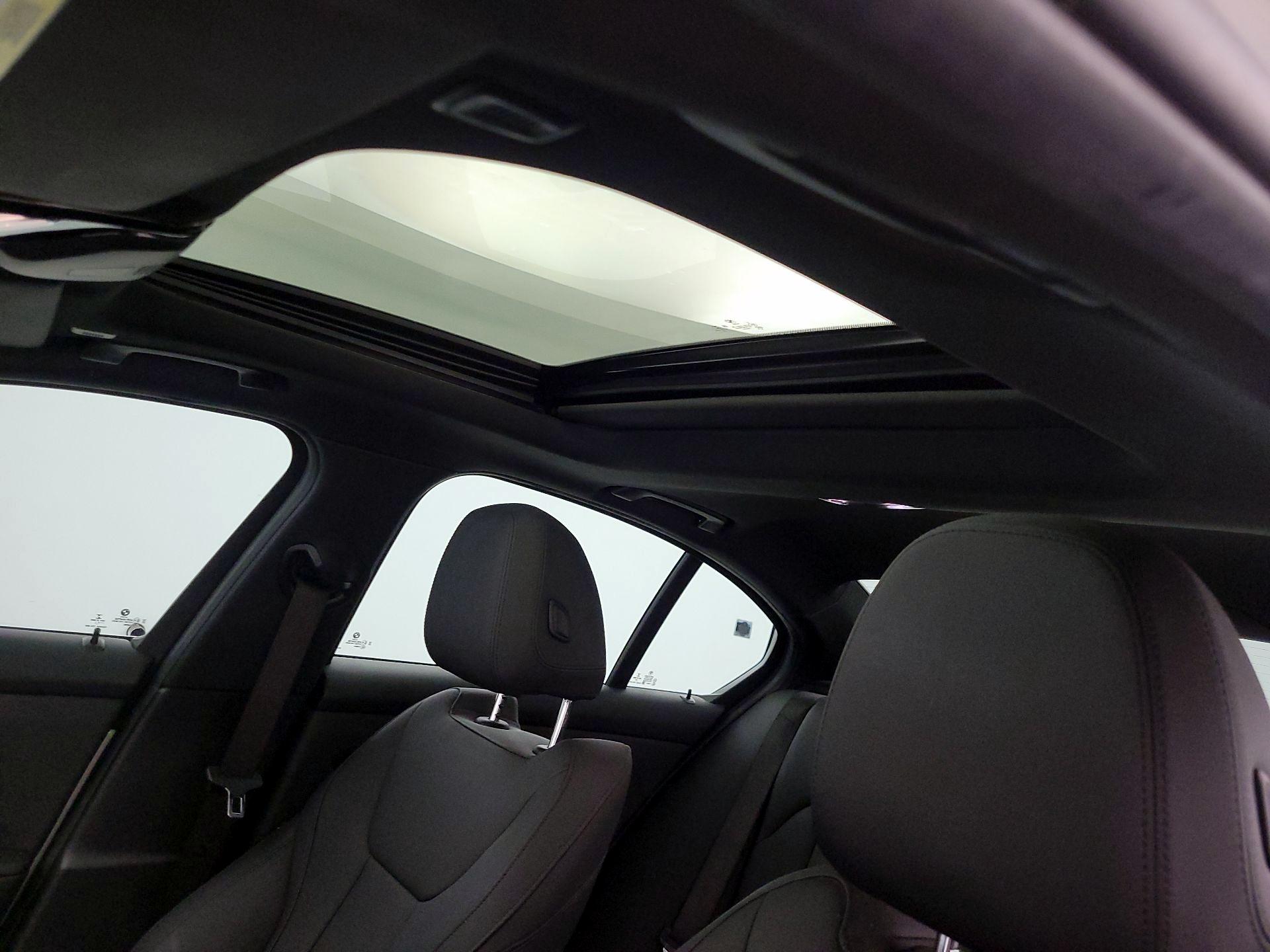 Thumbnail: 2021 BMW 3 Series - 20