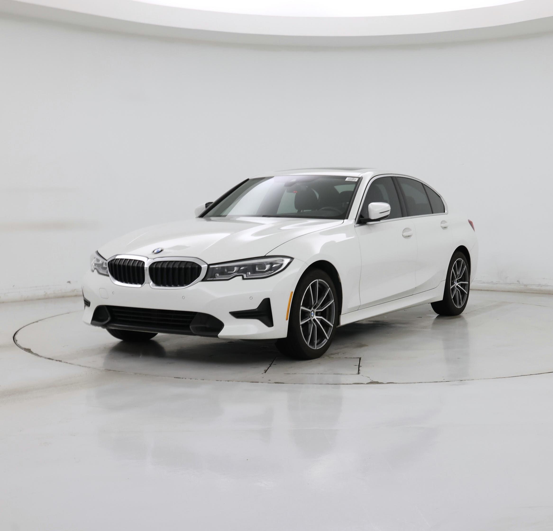 Thumbnail: 2021 BMW 3 Series - 4
