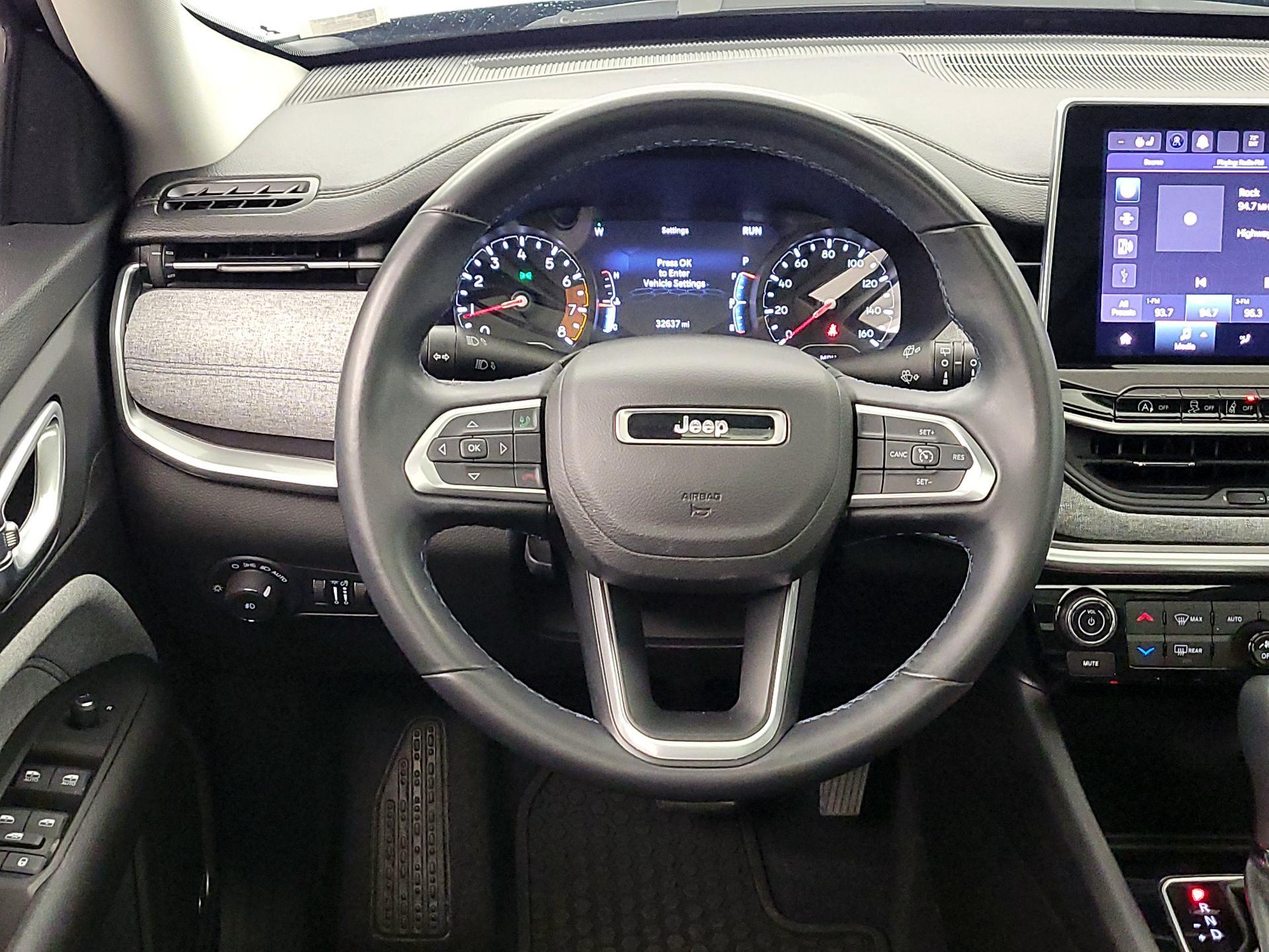 Thumbnail: 2022 Jeep Compass - 10