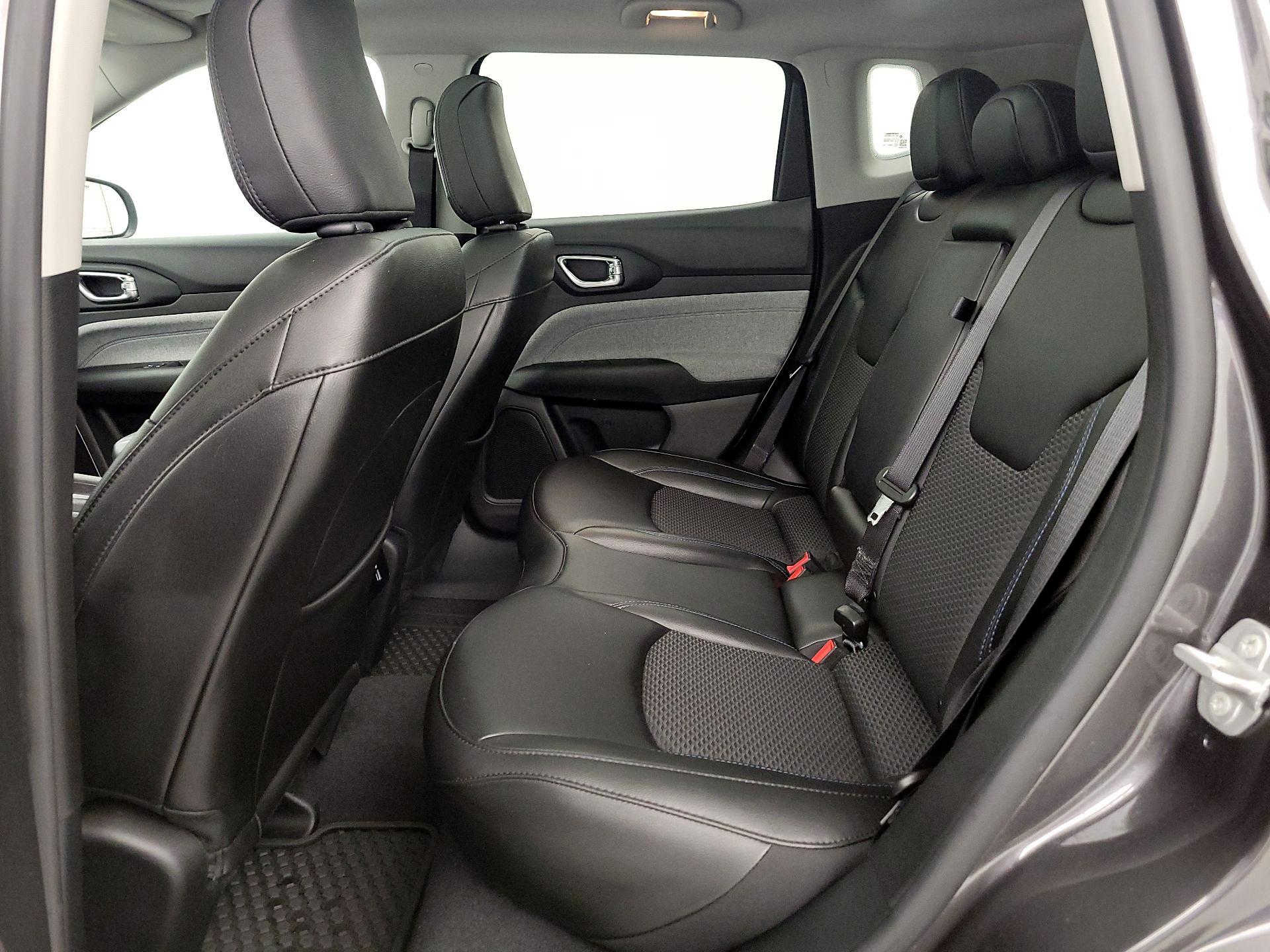 Thumbnail: 2022 Jeep Compass - 20