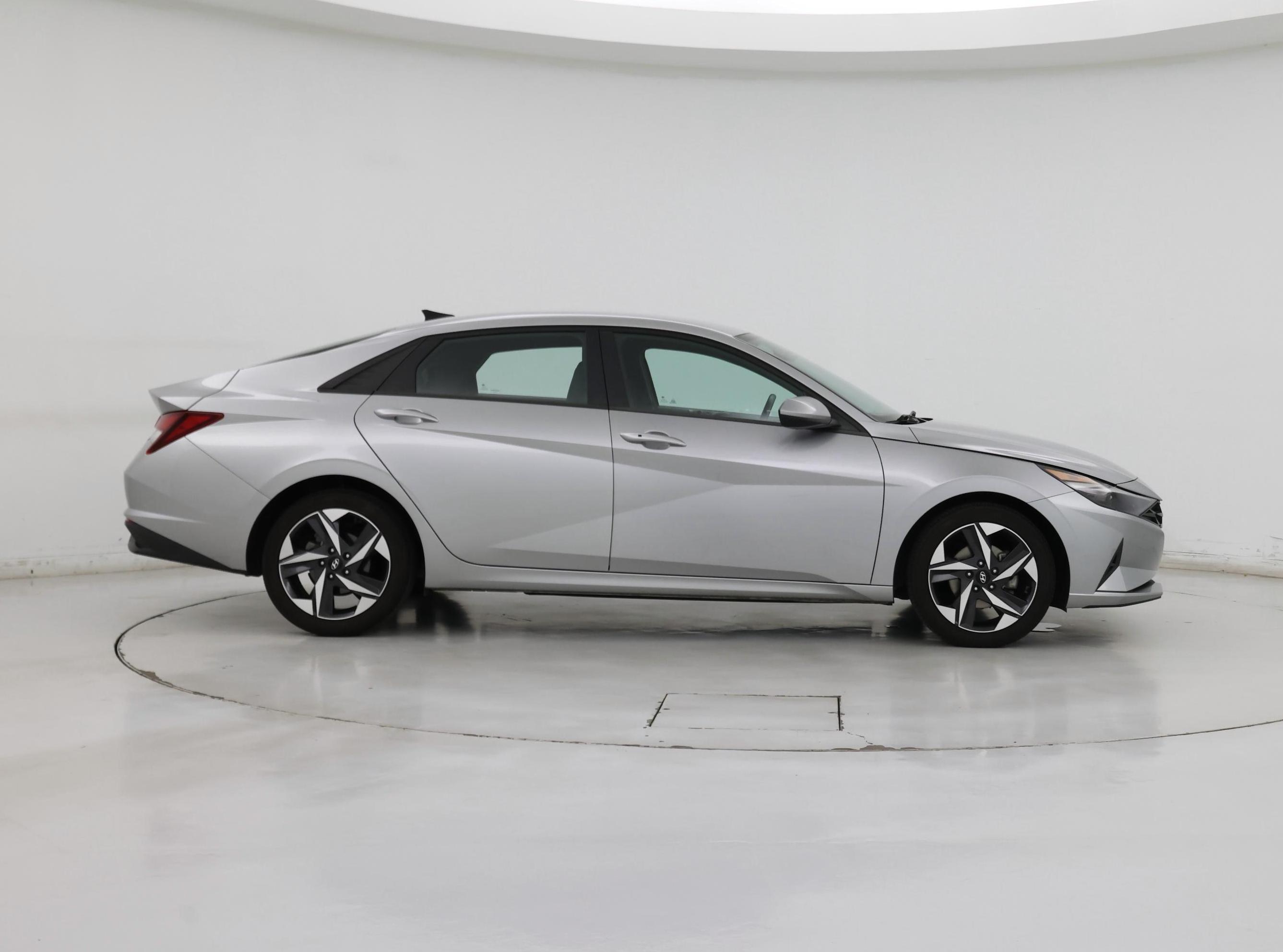 Thumbnail: 2023 Hyundai Elantra - 7