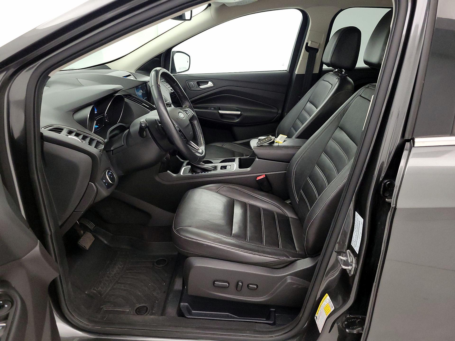 Thumbnail: 2017 Ford Escape - 11