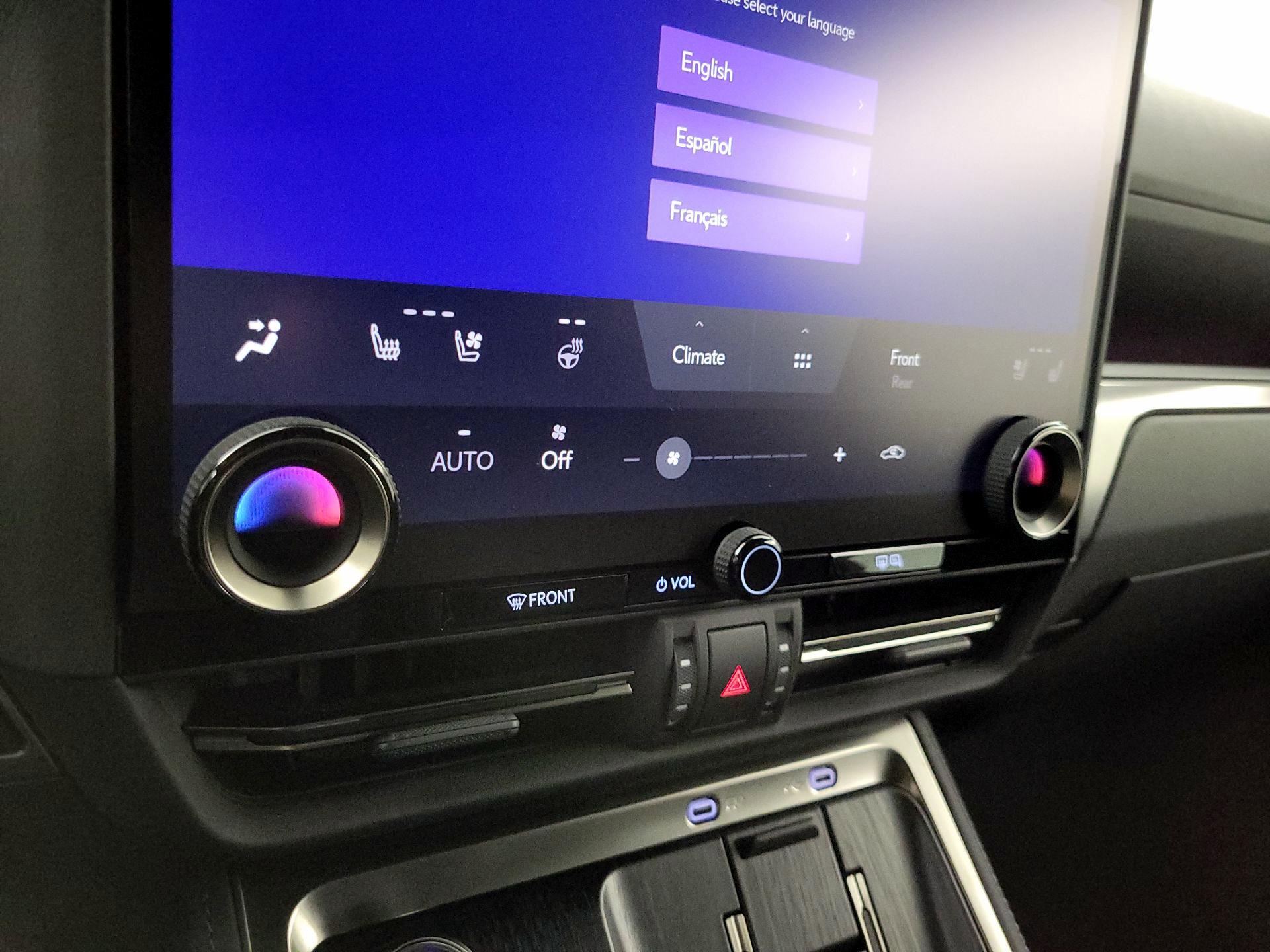 Thumbnail: 2024 Lexus GX - 16