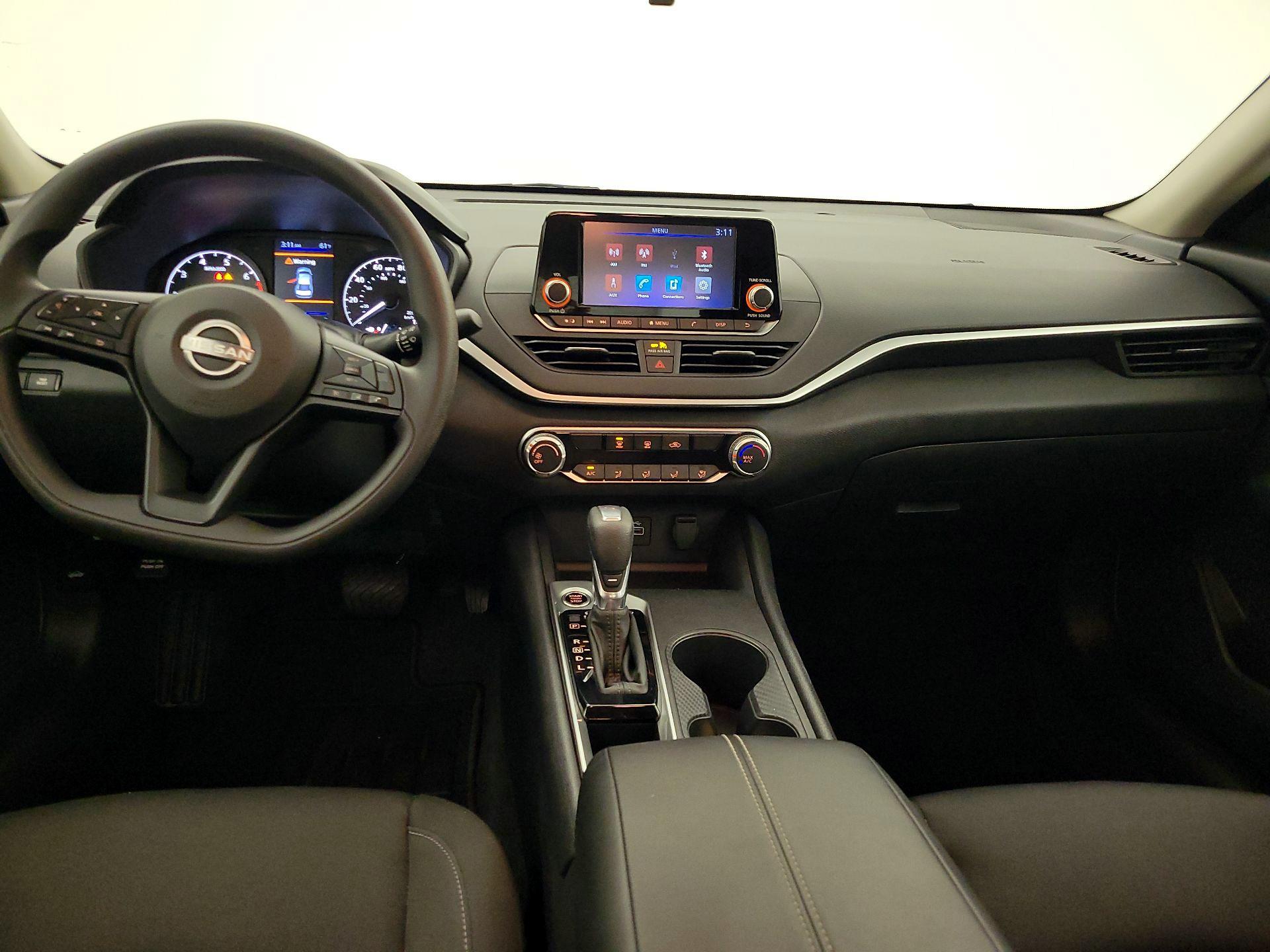 Thumbnail: 2023 Nissan Altima - 9