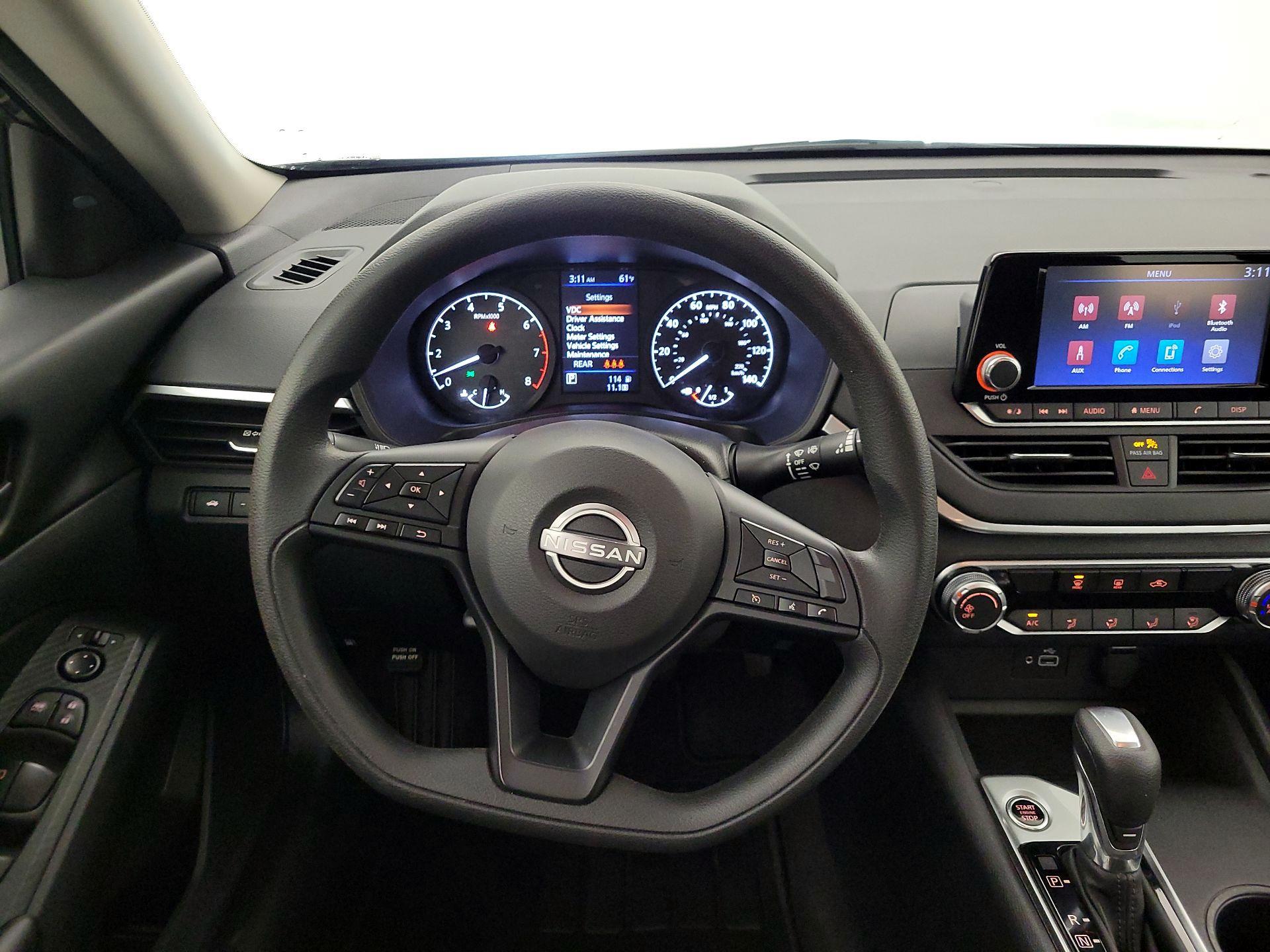 Thumbnail: 2023 Nissan Altima - 10