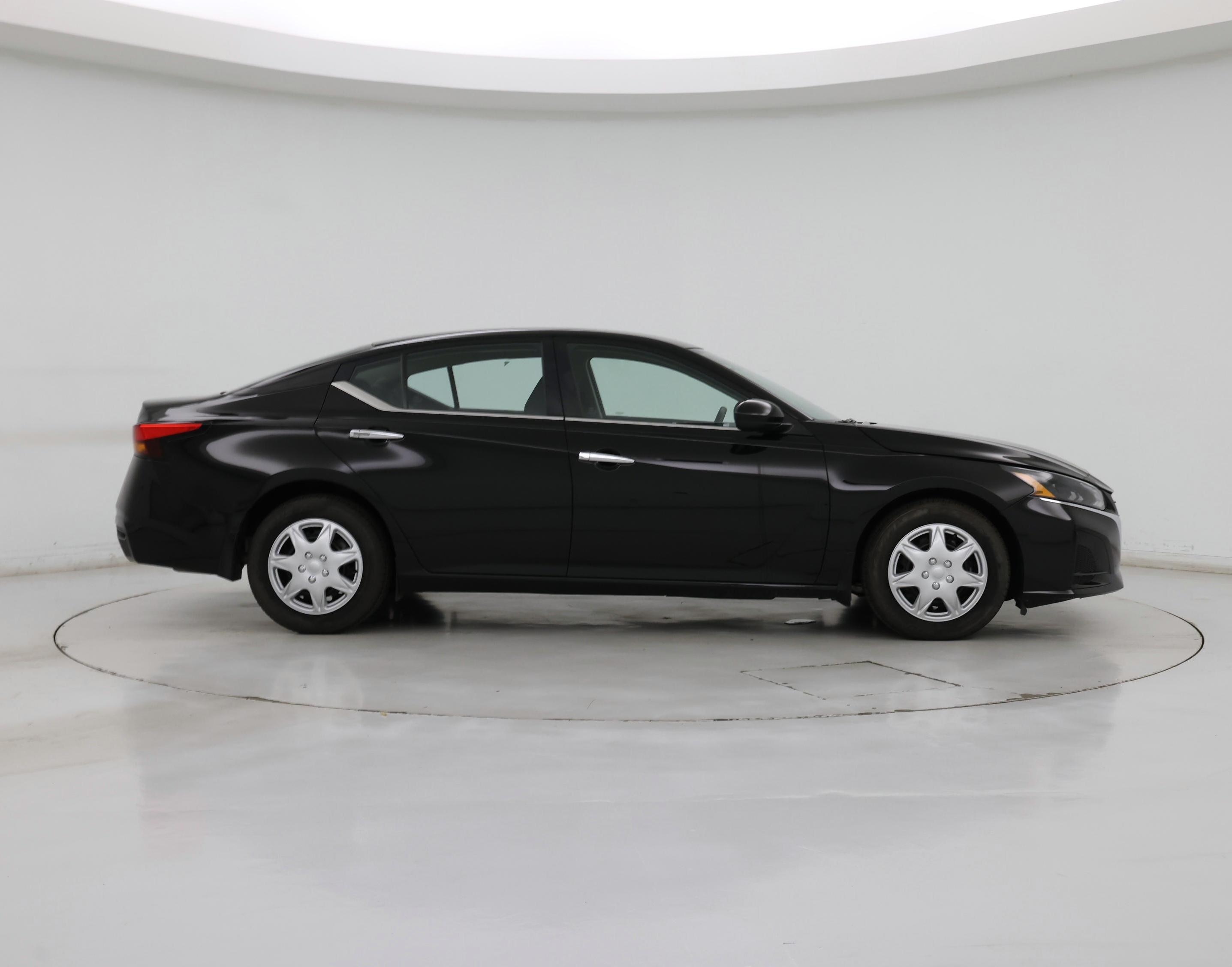 Thumbnail: 2023 Nissan Altima - 7