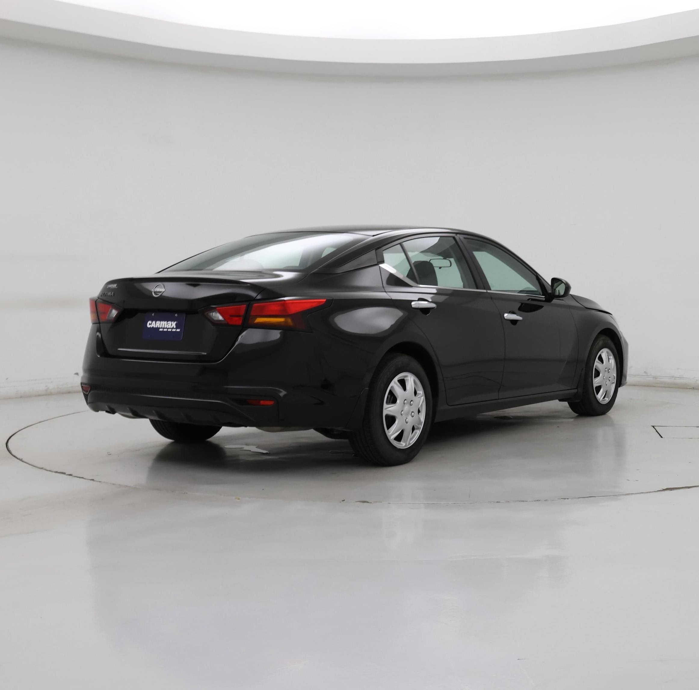 Thumbnail: 2023 Nissan Altima - 8