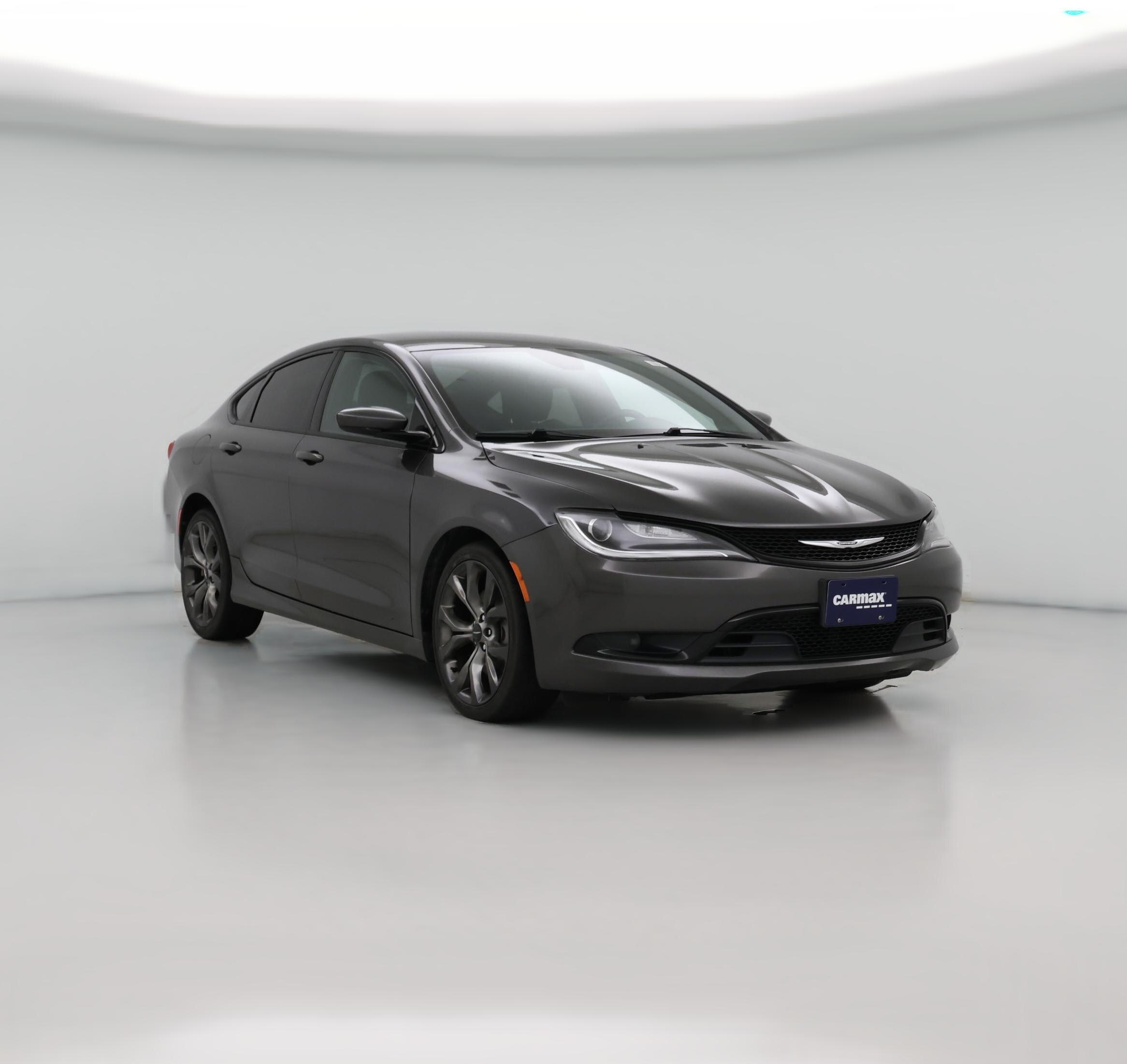 Thumbnail: 2016 Chrysler 200 - 1