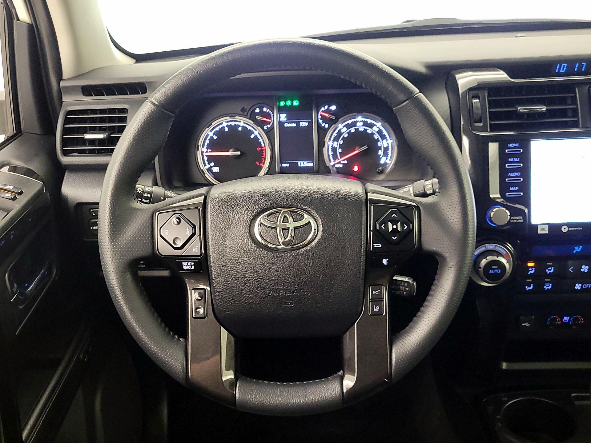 Thumbnail: 2021 Toyota 4Runner - 10