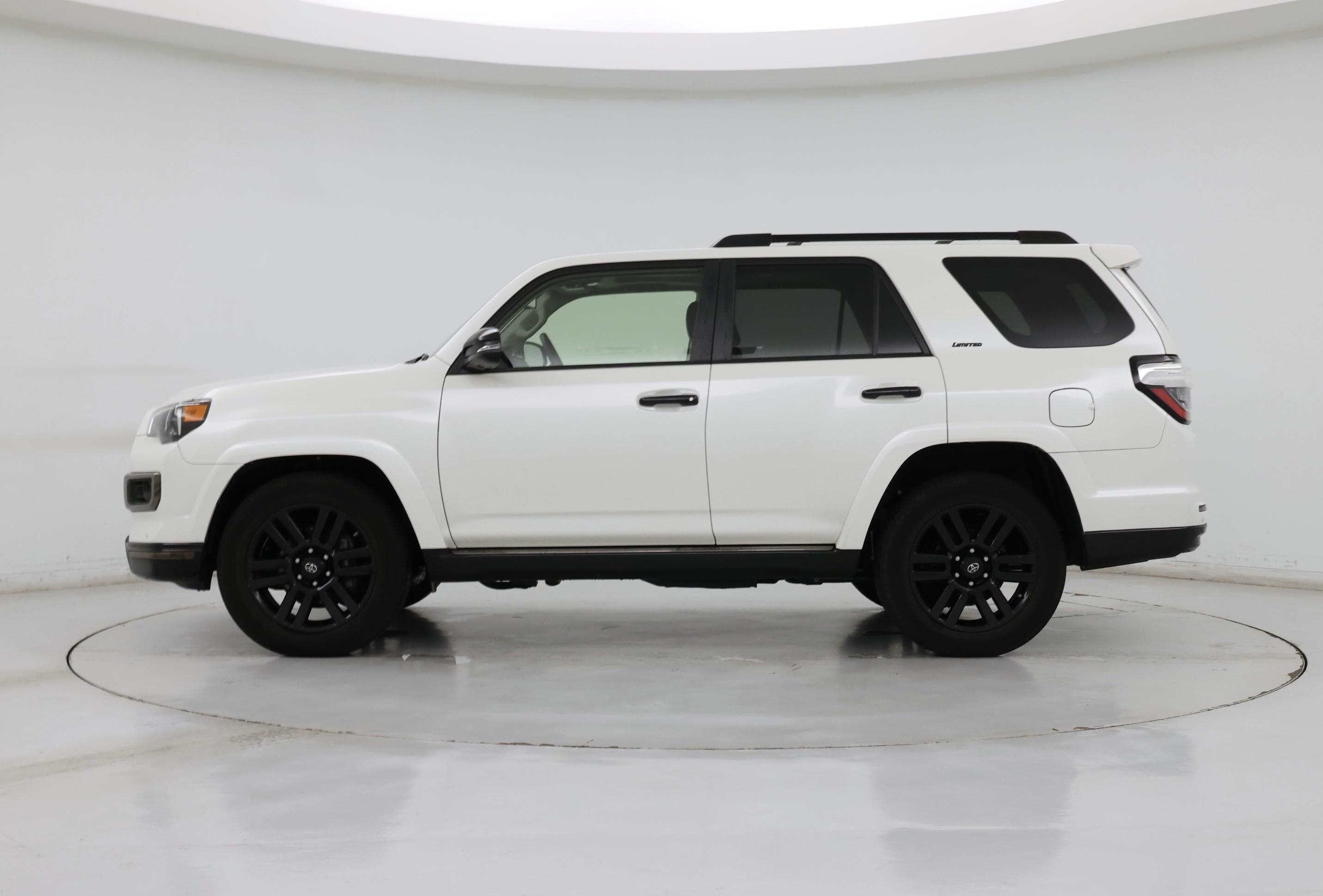 Thumbnail: 2021 Toyota 4Runner - 3
