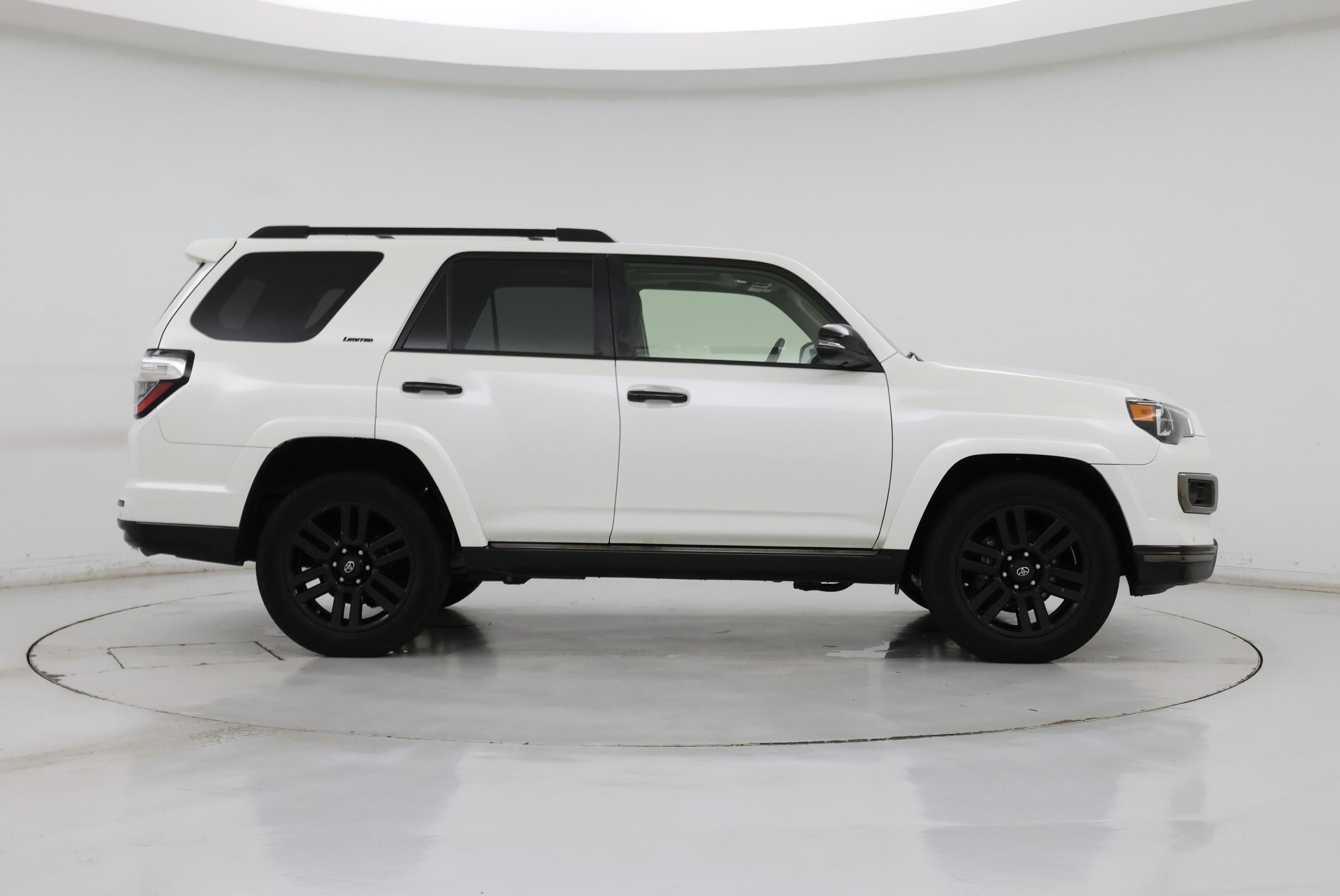 Thumbnail: 2021 Toyota 4Runner - 7
