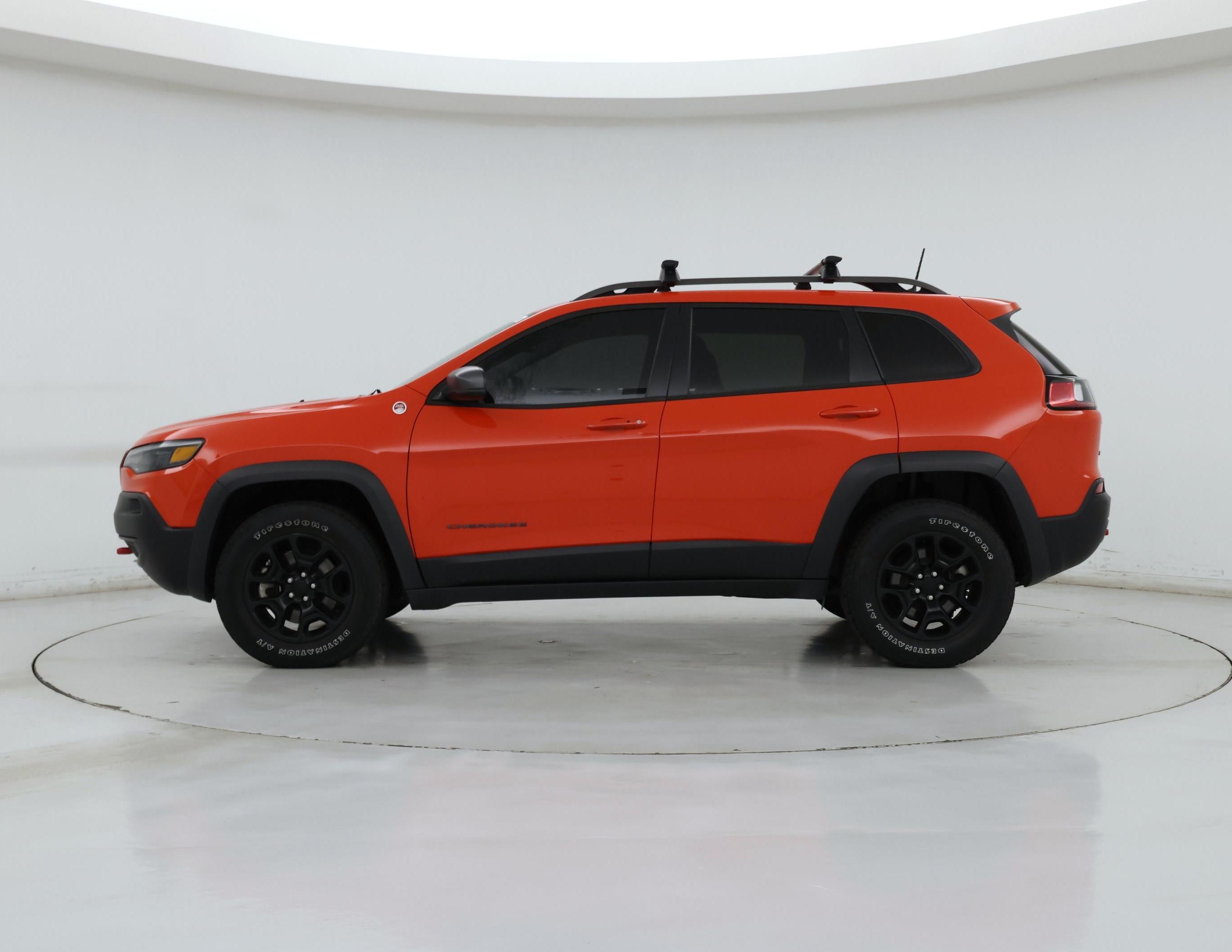 Thumbnail: 2021 Jeep Cherokee - 3